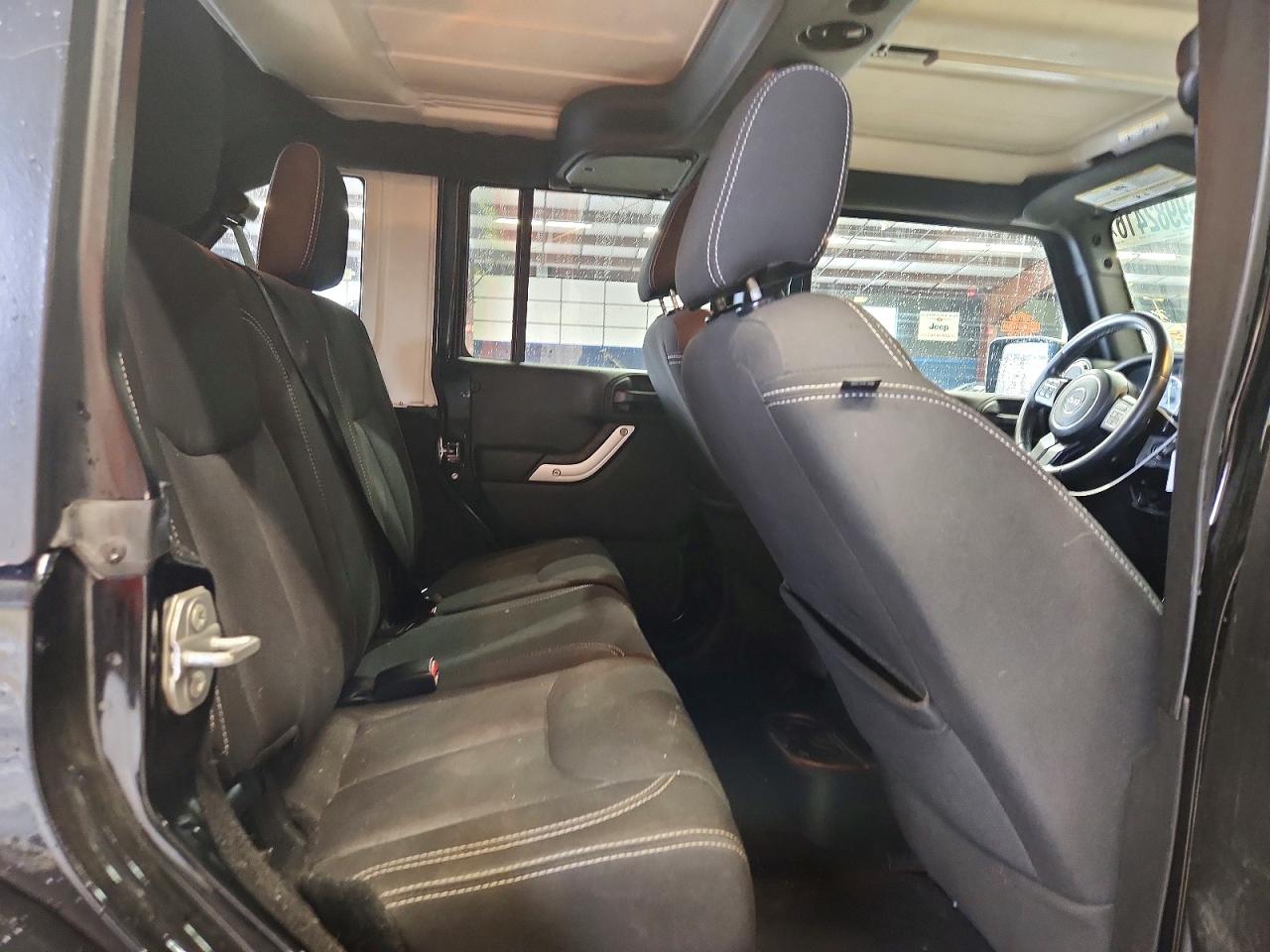 2015 Jeep Wrangler Unlimited Sahara Black vin: 1C4HJWEG8FL545279