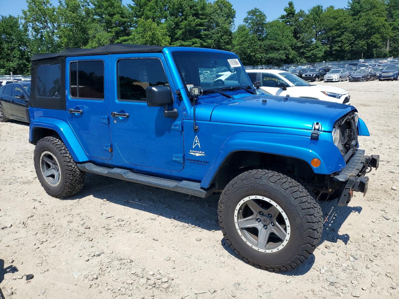 2015 Jeep Wrangler Unlimited Sahara Blue vin: 1C4HJWEG8FL596040