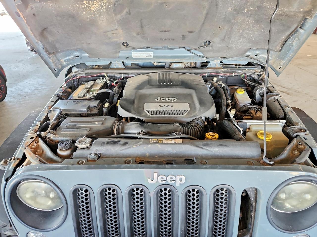 2015 Jeep Wrangler Unlimited Sahara Charcoal vin: 1C4HJWEG8FL695845
