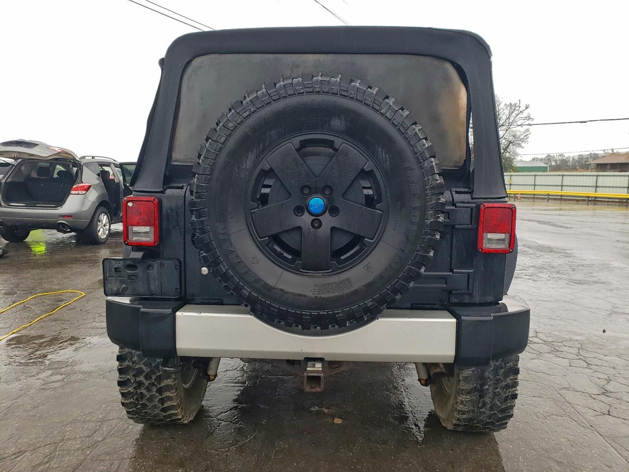 2012 Jeep Wrangler Unlimited Sahara Black vin: 1C4HJWEG9CL209474