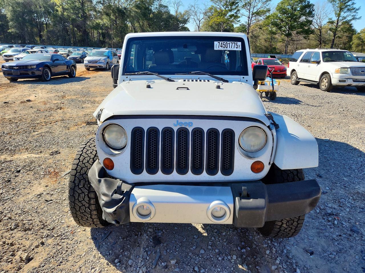 2012 Jeep Wrangler Unlimited Sahara White vin: 1C4HJWEG9CL279685