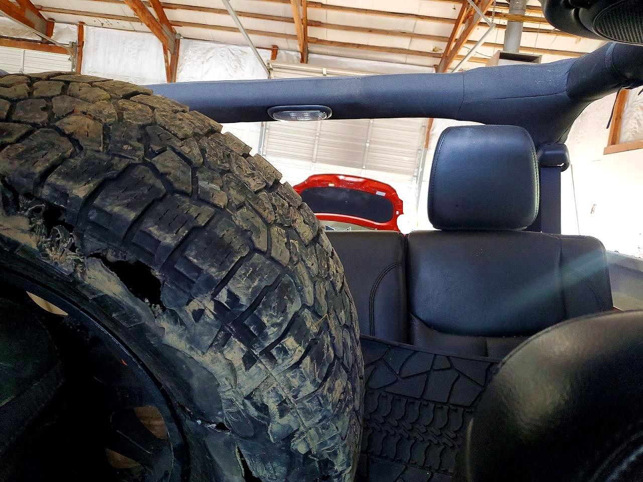 2013 Jeep Wrangler Unlimited Sahara Оранжевый vin: 1C4HJWEG9DL565022