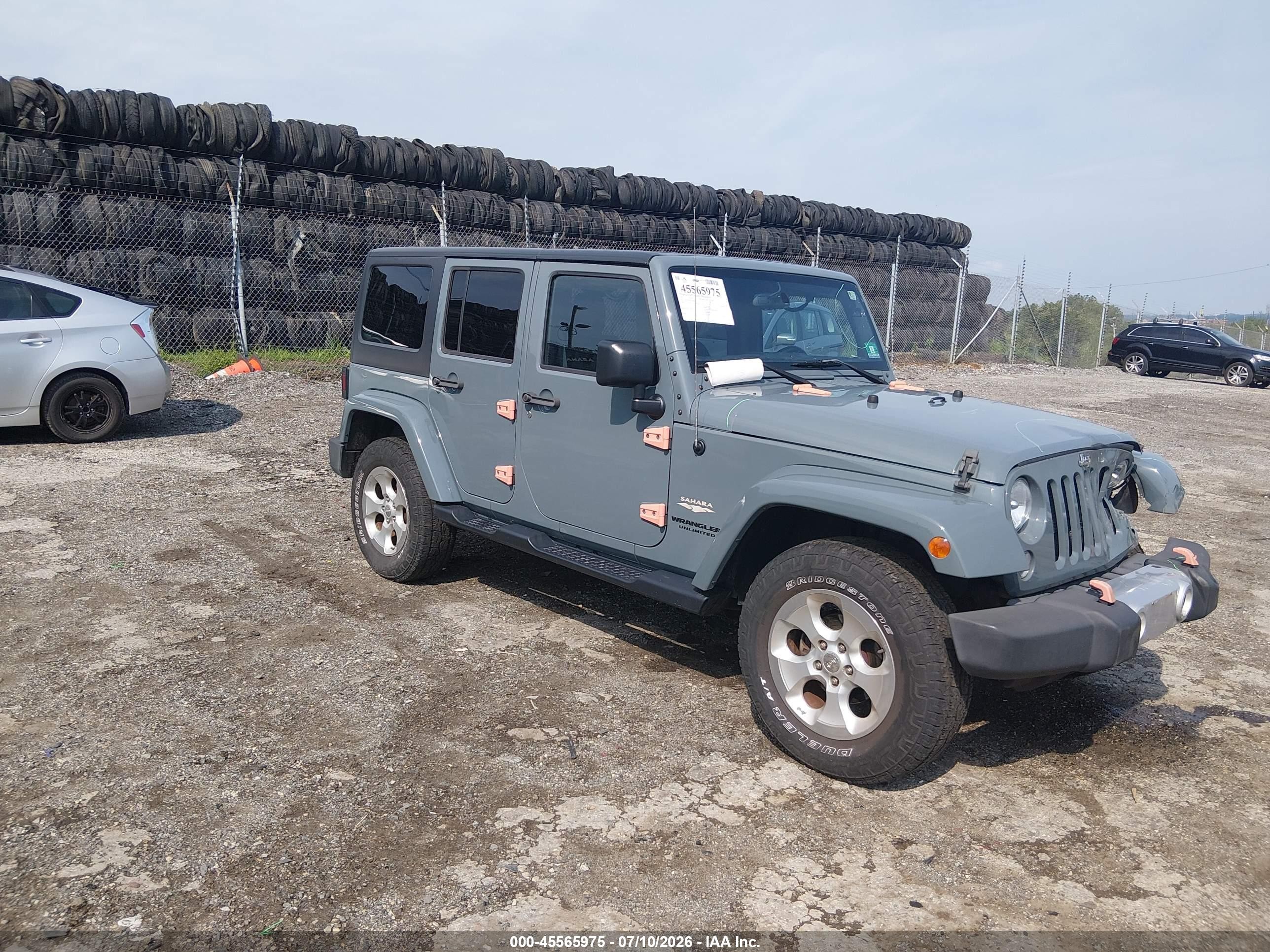 2015 Jeep Wrangler Unlimited Sahara Light Blue vin: 1C4HJWEG9FL526448