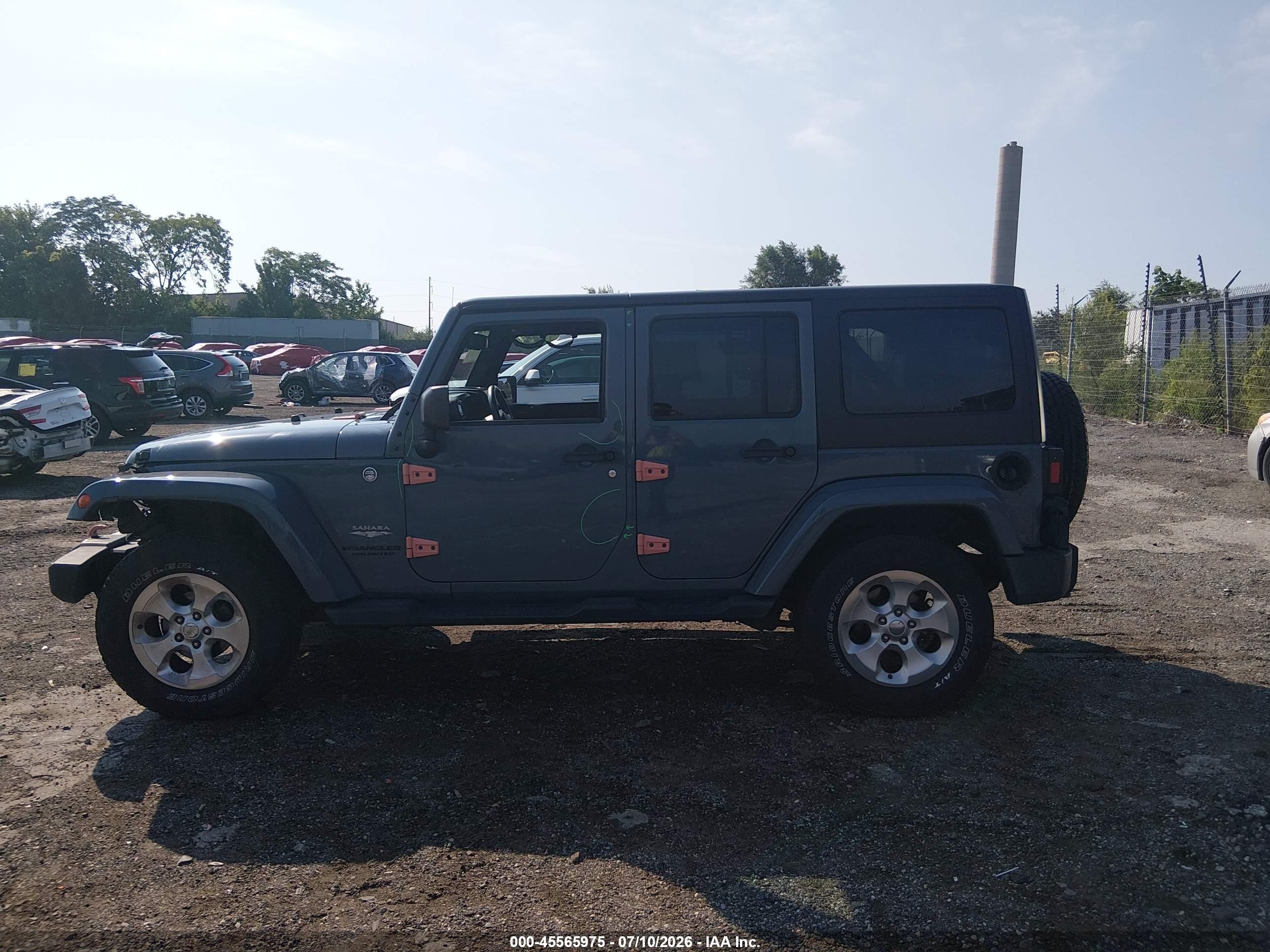 2015 Jeep Wrangler Unlimited Sahara Light Blue vin: 1C4HJWEG9FL526448