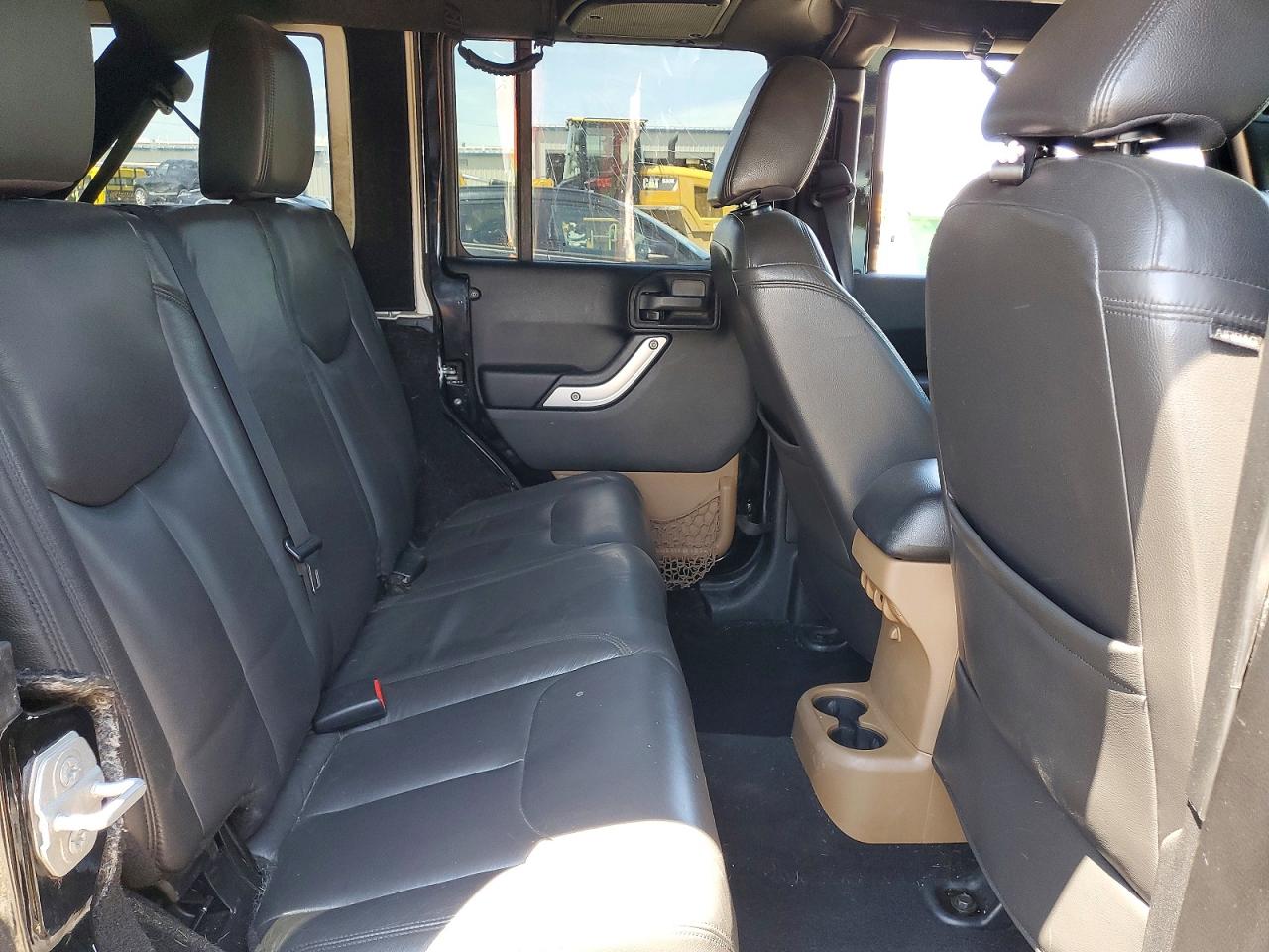 2015 Jeep Wrangler Unlimited Sahara Black vin: 1C4HJWEG9FL624427