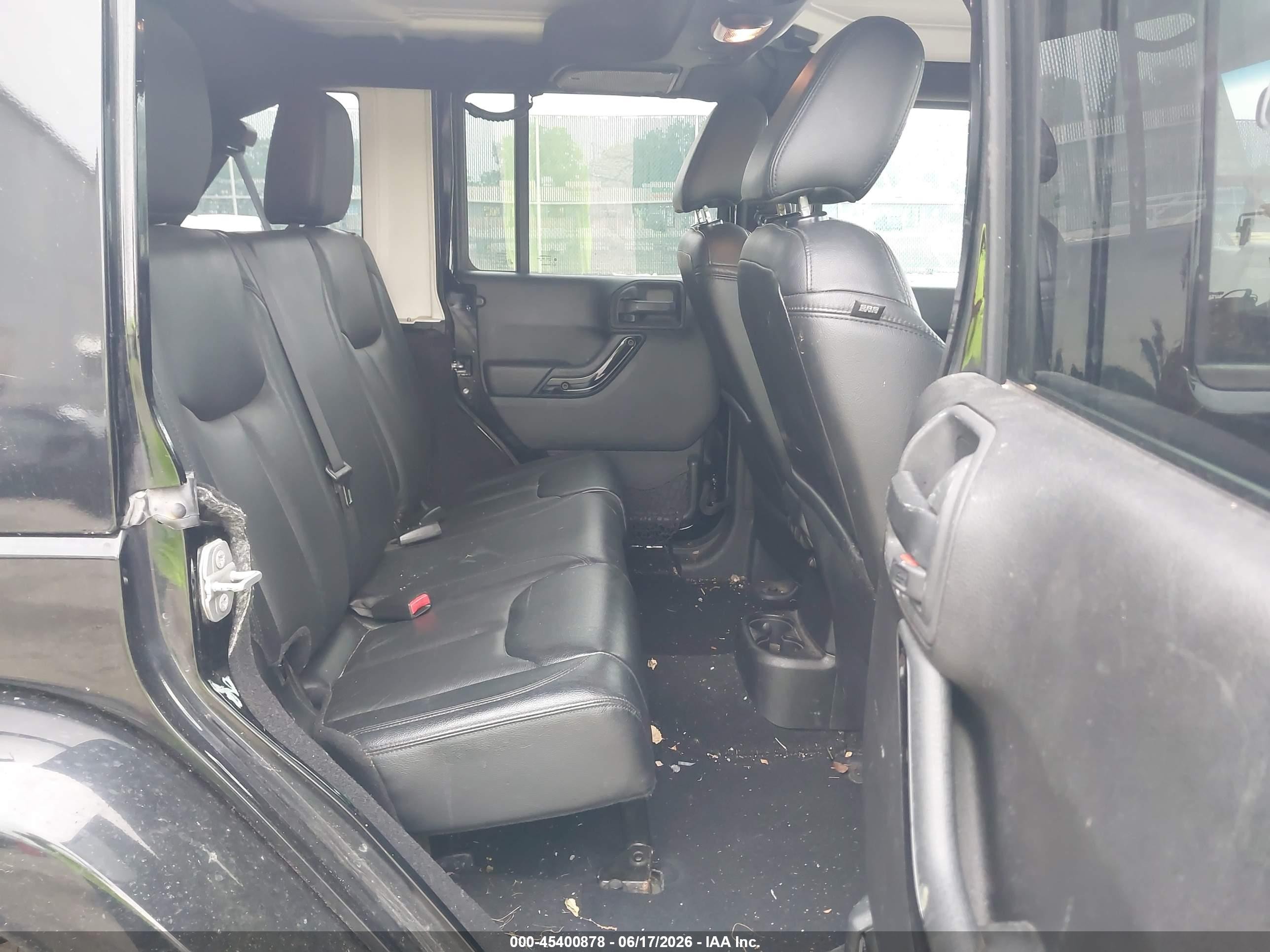 2015 Jeep Wrangler Unlimited Altitude Black vin: 1C4HJWEG9FL744647