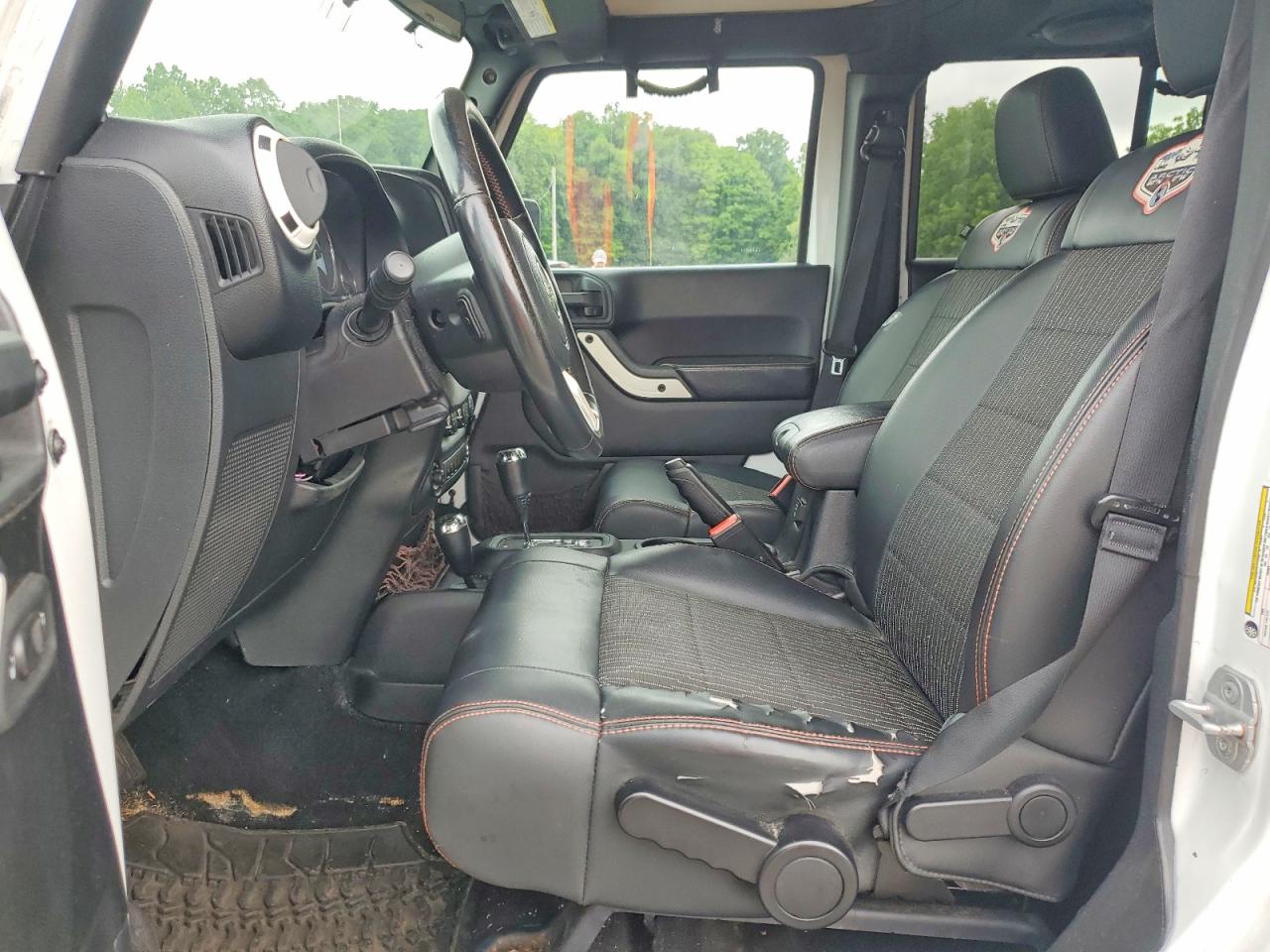 2012 Jeep Wrangler Unlimited Sahara Белый vin: 1C4HJWEGXCL146501