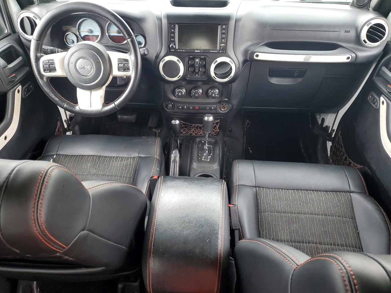 2012 Jeep Wrangler Unlimited Sahara Белый vin: 1C4HJWEGXCL146501