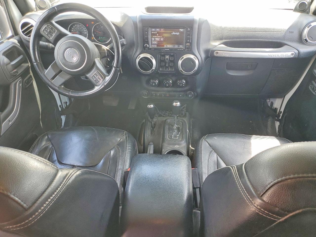 2013 Jeep Wrangler Unlimited Sahara White vin: 1C4HJWEGXDL510479