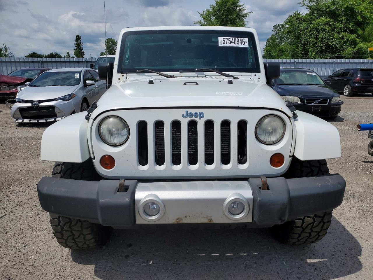 2013 Jeep Wrangler Unlimited Sahara White vin: 1C4HJWEGXDL510479