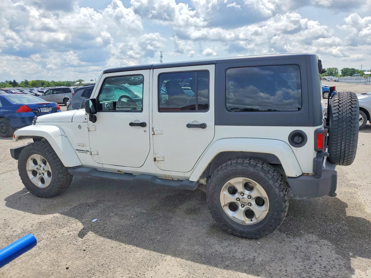 2013 Jeep Wrangler Unlimited Sahara White vin: 1C4HJWEGXDL510479