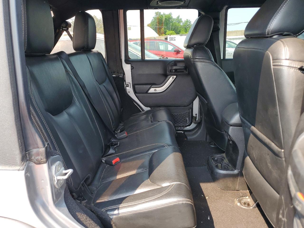 2013 Jeep Wrangler Unlimited Sahara Gray vin: 1C4HJWEGXDL600196