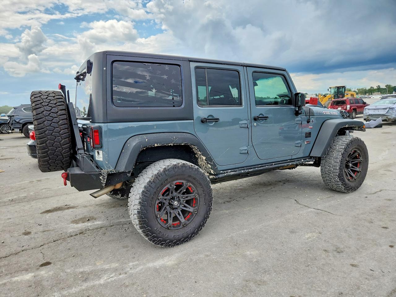 2013 Jeep Wrangler Unlimited Rubicon Gray vin: 1C4HJWFG0DL646988
