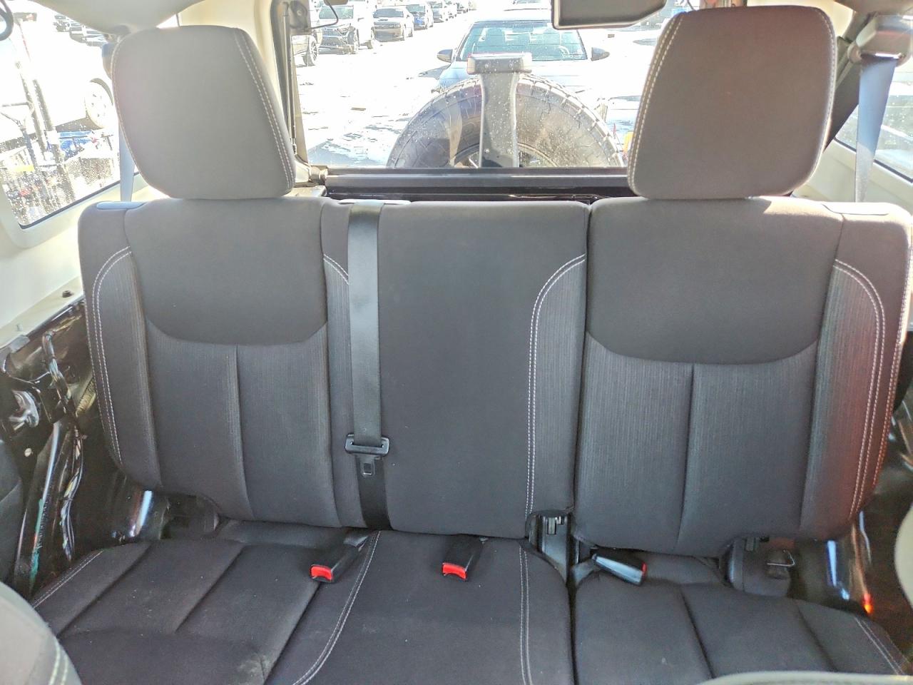 2014 Jeep Wrangler Unlimited Rubicon Black vin: 1C4HJWFG1EL118748
