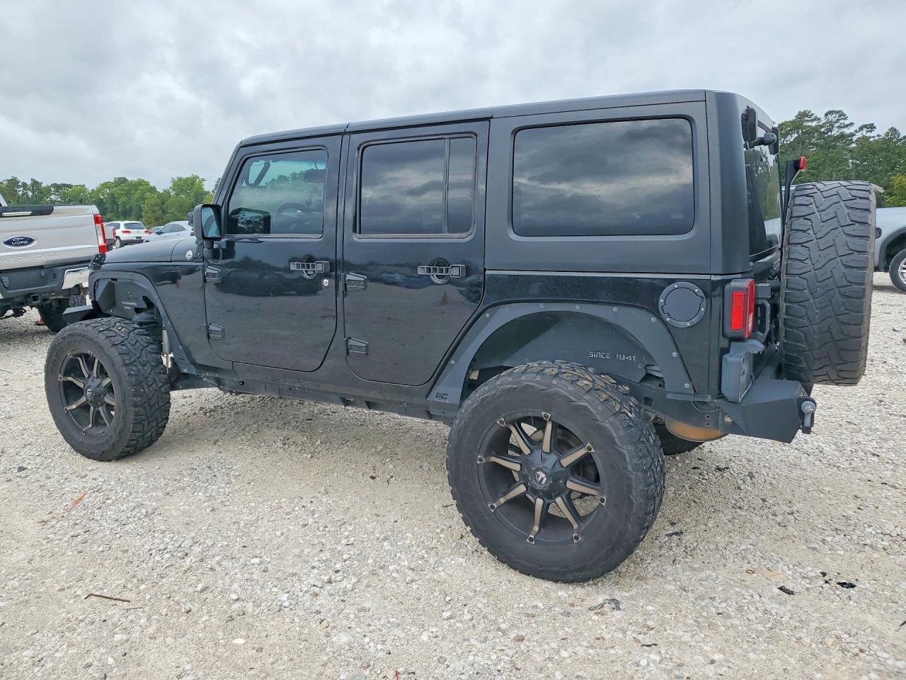 2015 Jeep Wrangler Unlimited Rubicon Black vin: 1C4HJWFG4FL542491