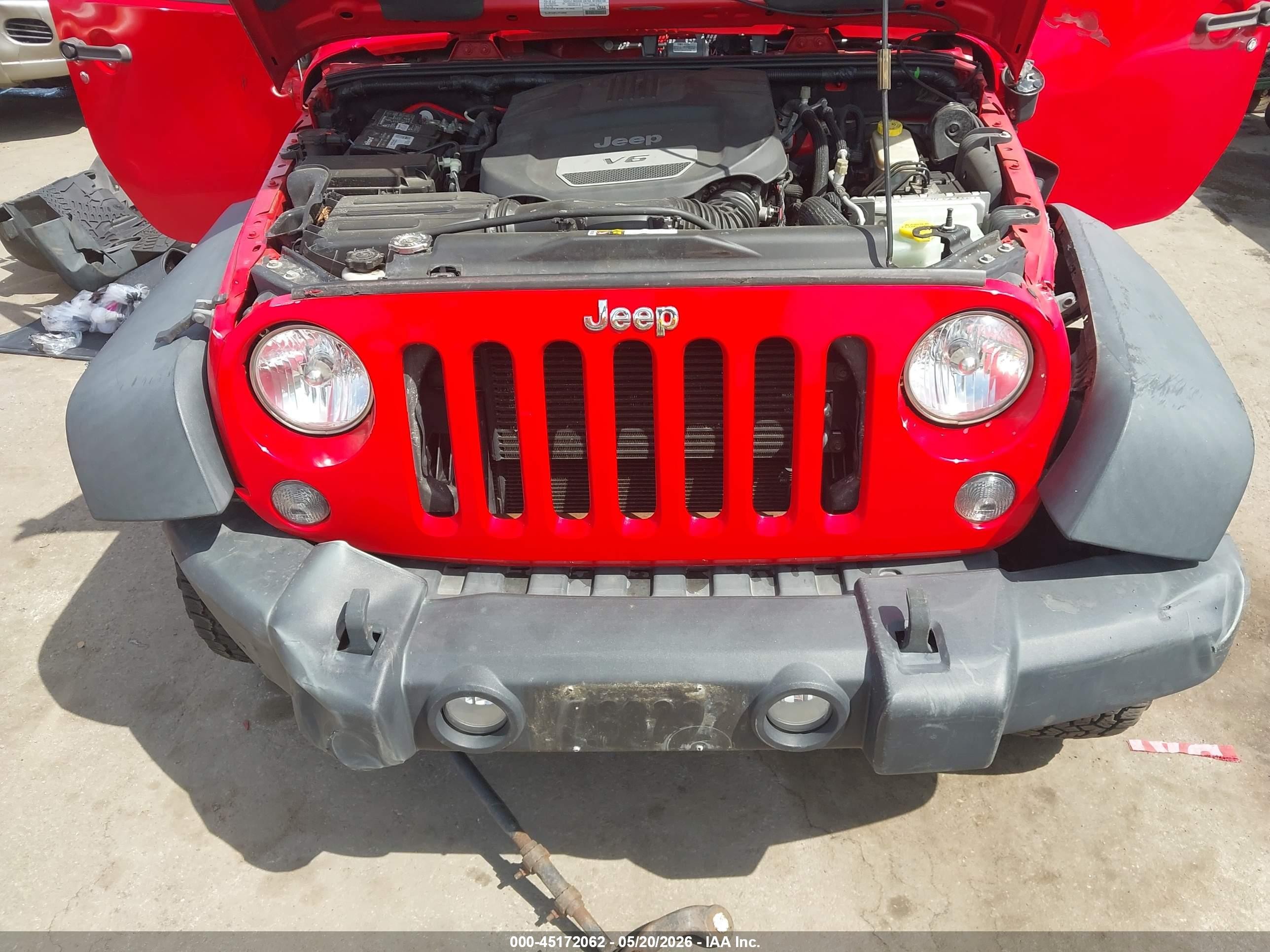 2015 Jeep Wrangler Unlimited Rubicon Red vin: 1C4HJWFG4FL757580