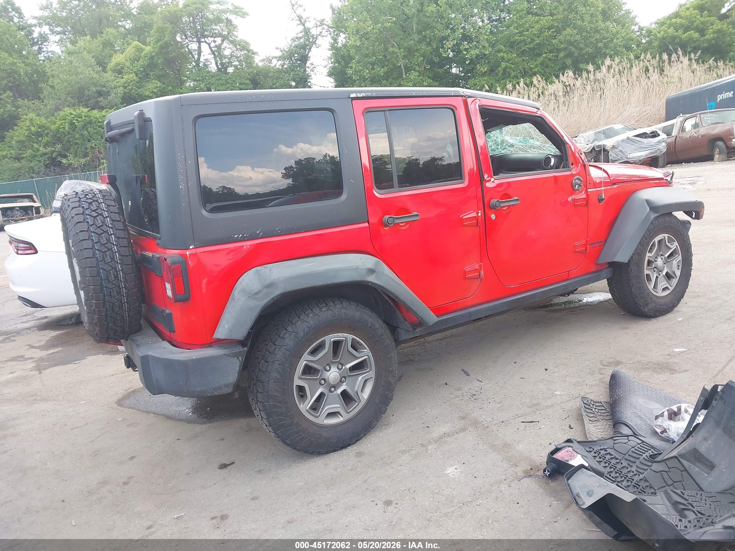 2015 Jeep Wrangler Unlimited Rubicon Red vin: 1C4HJWFG4FL757580