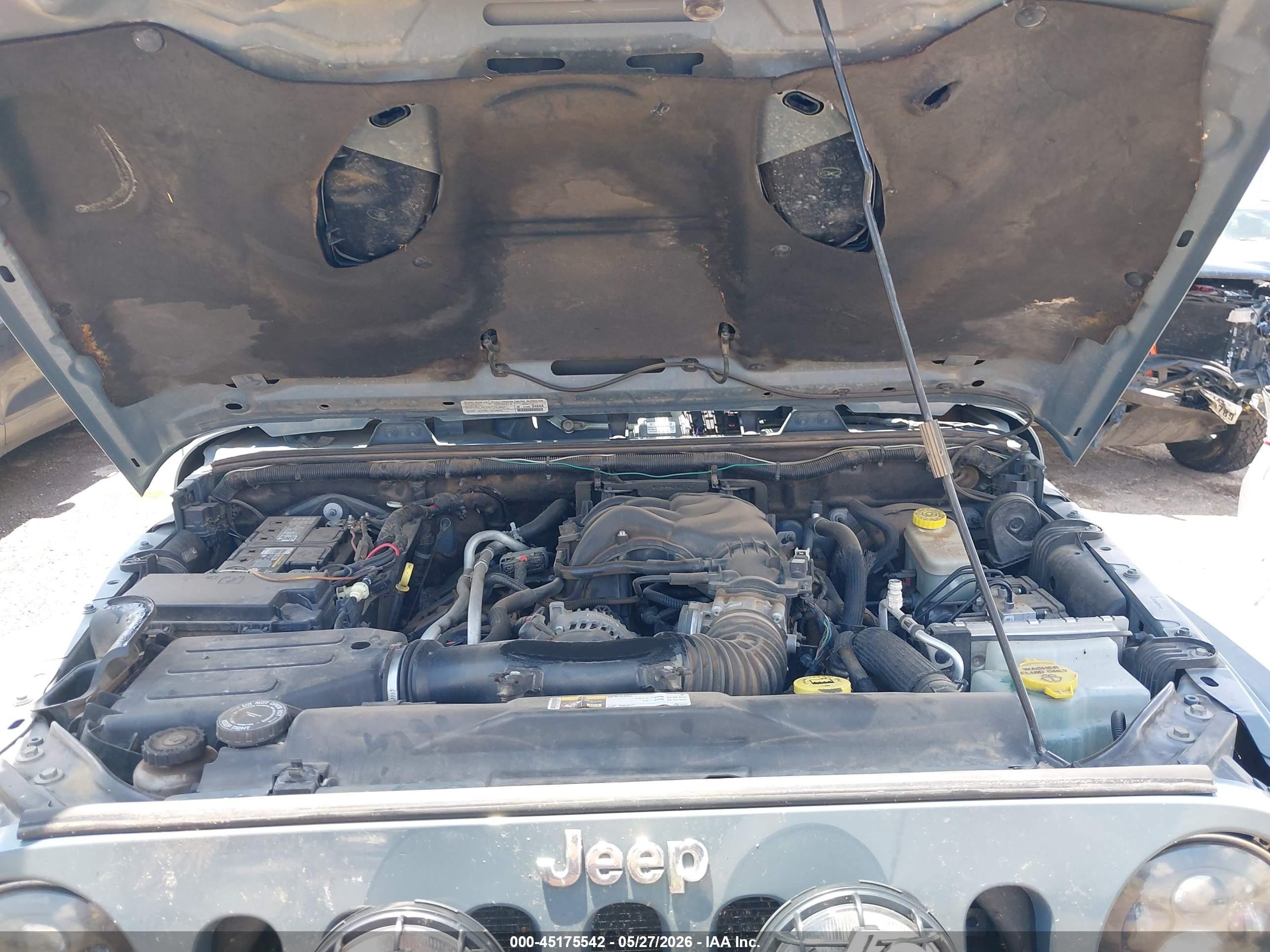 2014 Jeep Wrangler Unlimited Rubicon X Gray vin: 1C4HJWFG5EL314434
