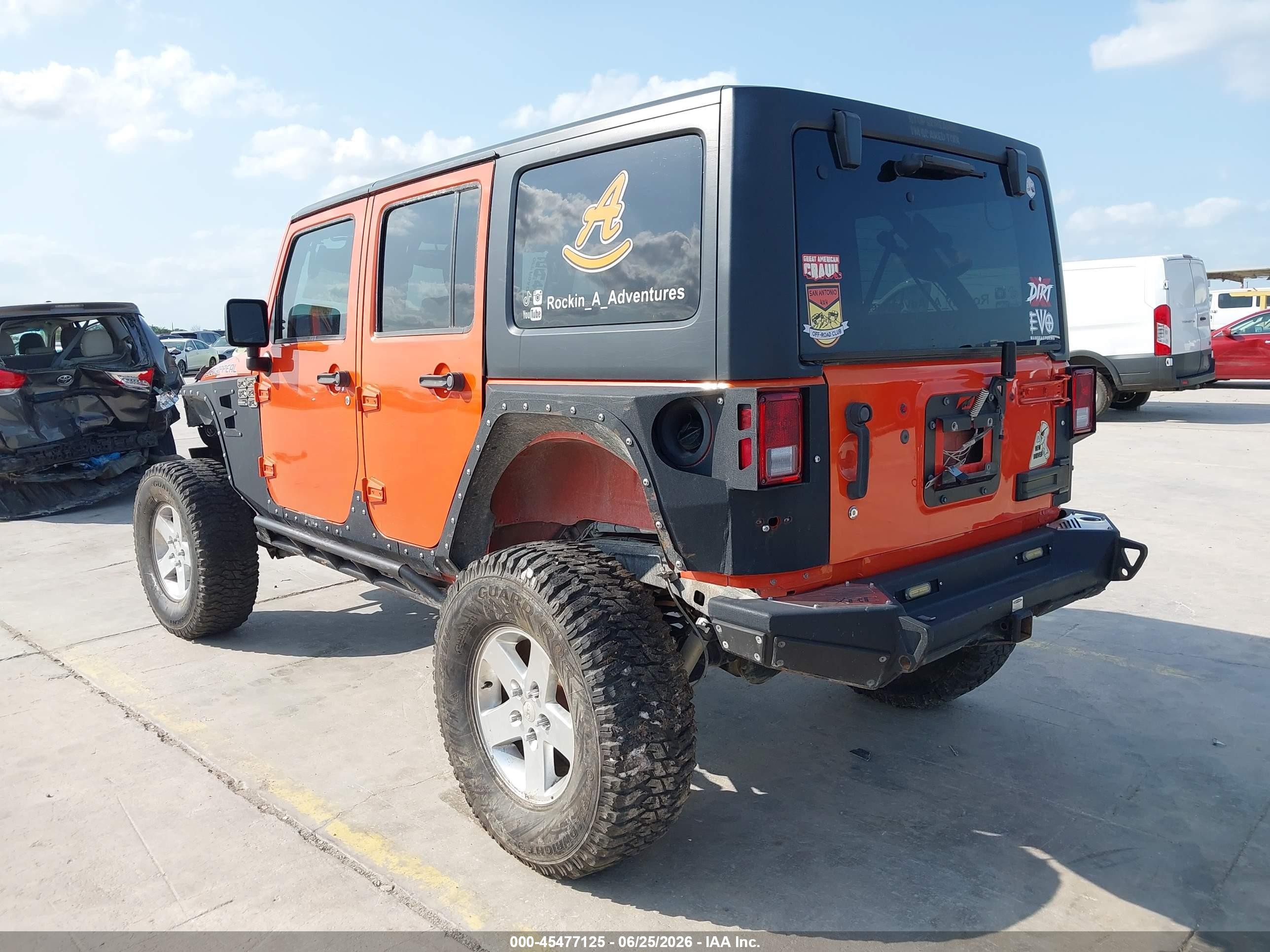 2015 Jeep Wrangler Unlimited Rubicon Orange vin: 1C4HJWFG5FL734535