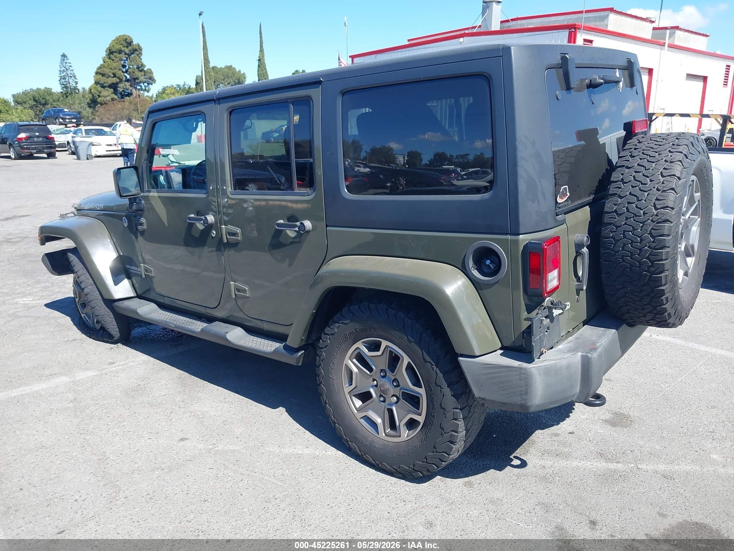2015 Jeep Wrangler Unlimited Rubicon Green vin: 1C4HJWFG6FL570759