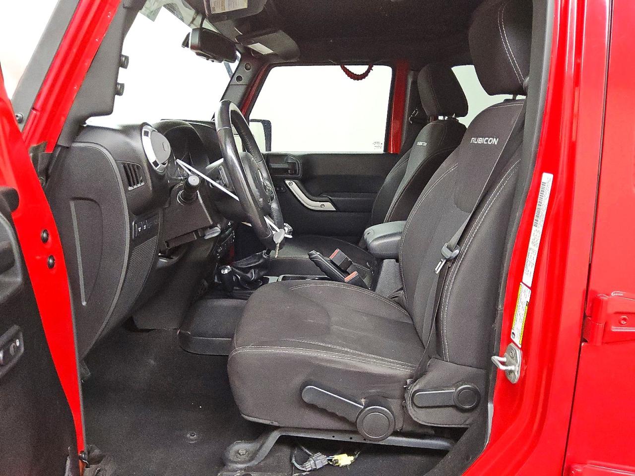 2014 Jeep Wrangler Unlimited Rubicon Red vin: 1C4HJWFG8EL118357