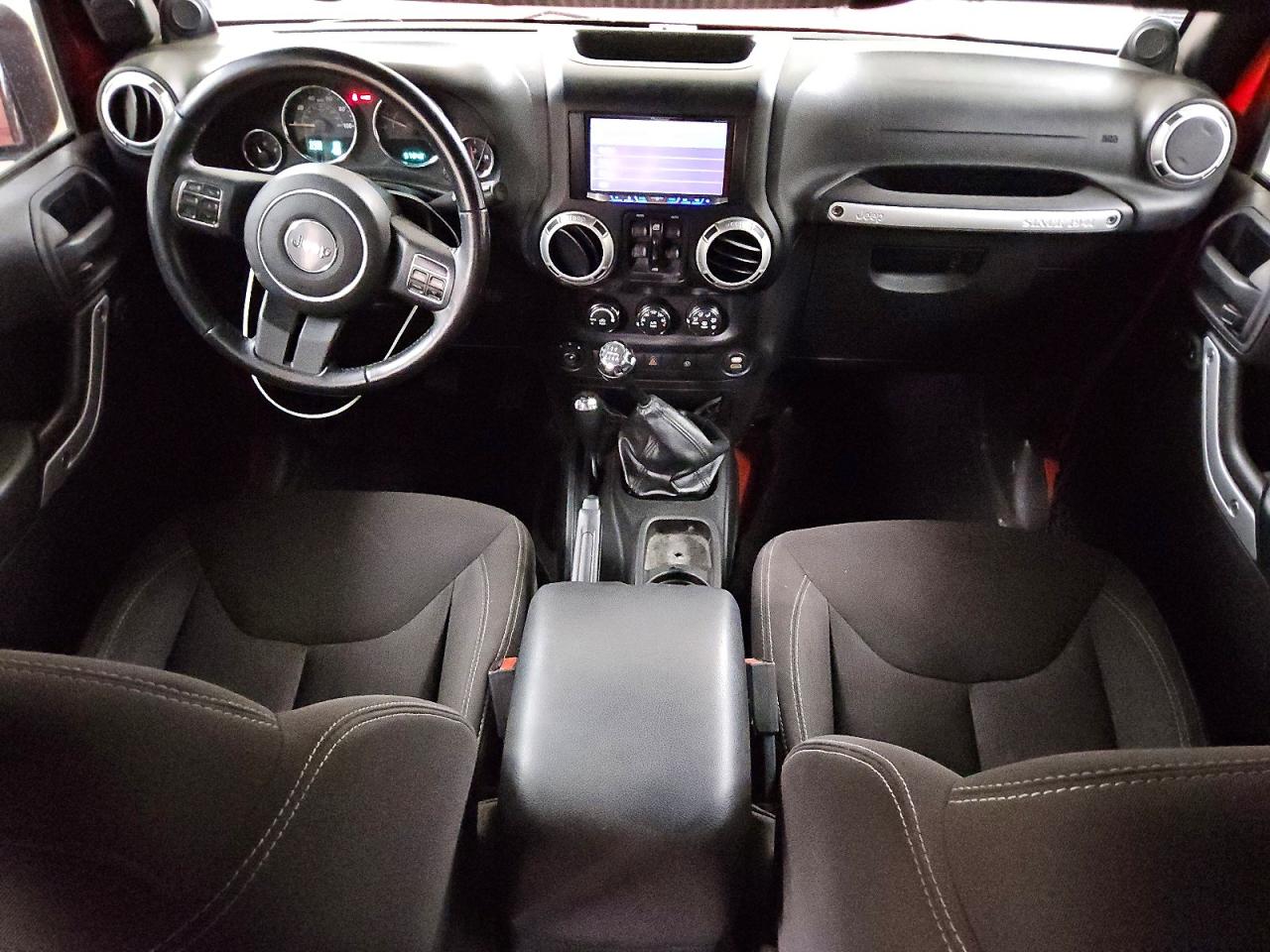 2014 Jeep Wrangler Unlimited Rubicon Red vin: 1C4HJWFG8EL118357