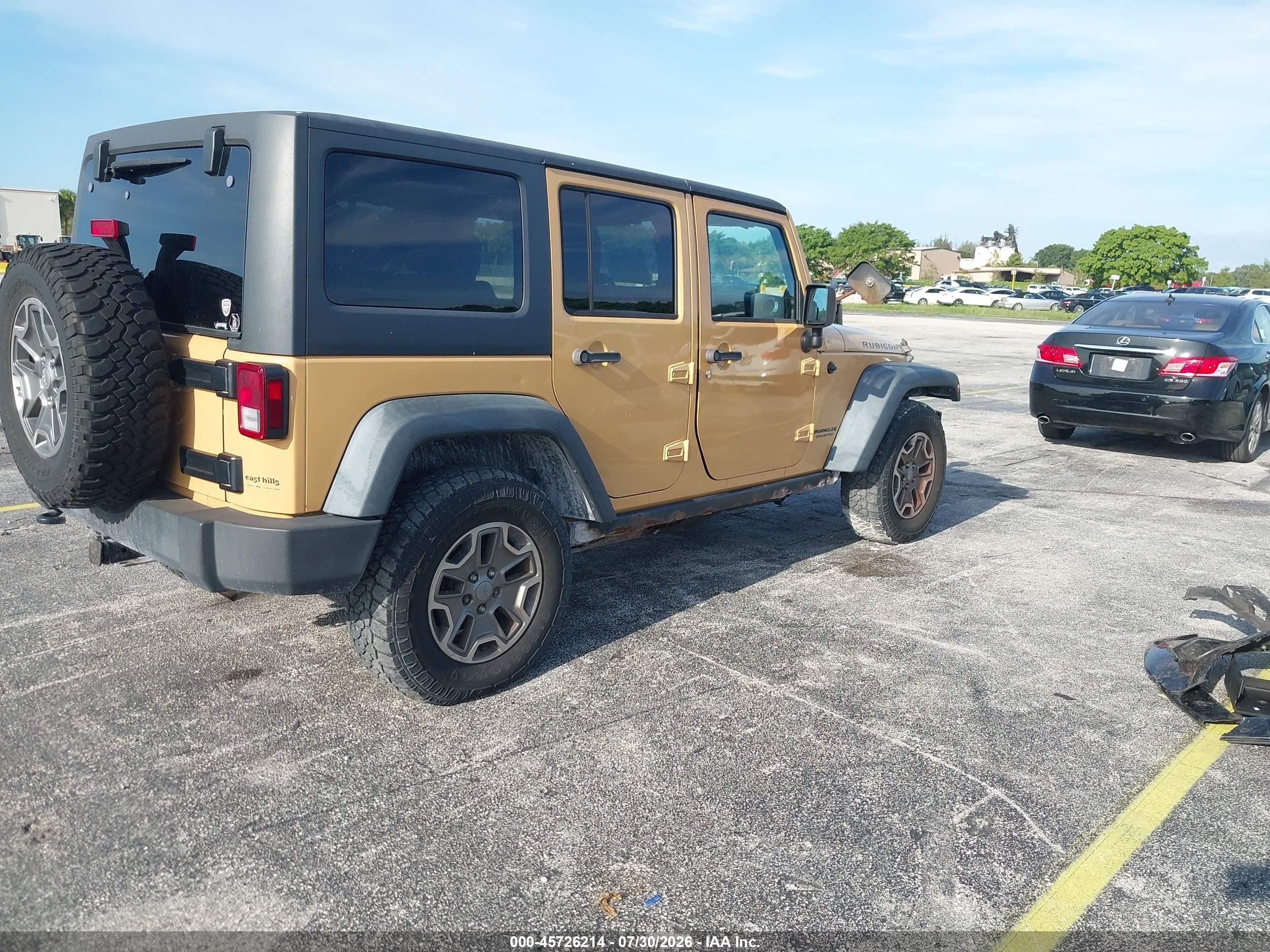 2014 Jeep Wrangler Unlimited Rubicon Cream vin: 1C4HJWFGXEL112155
