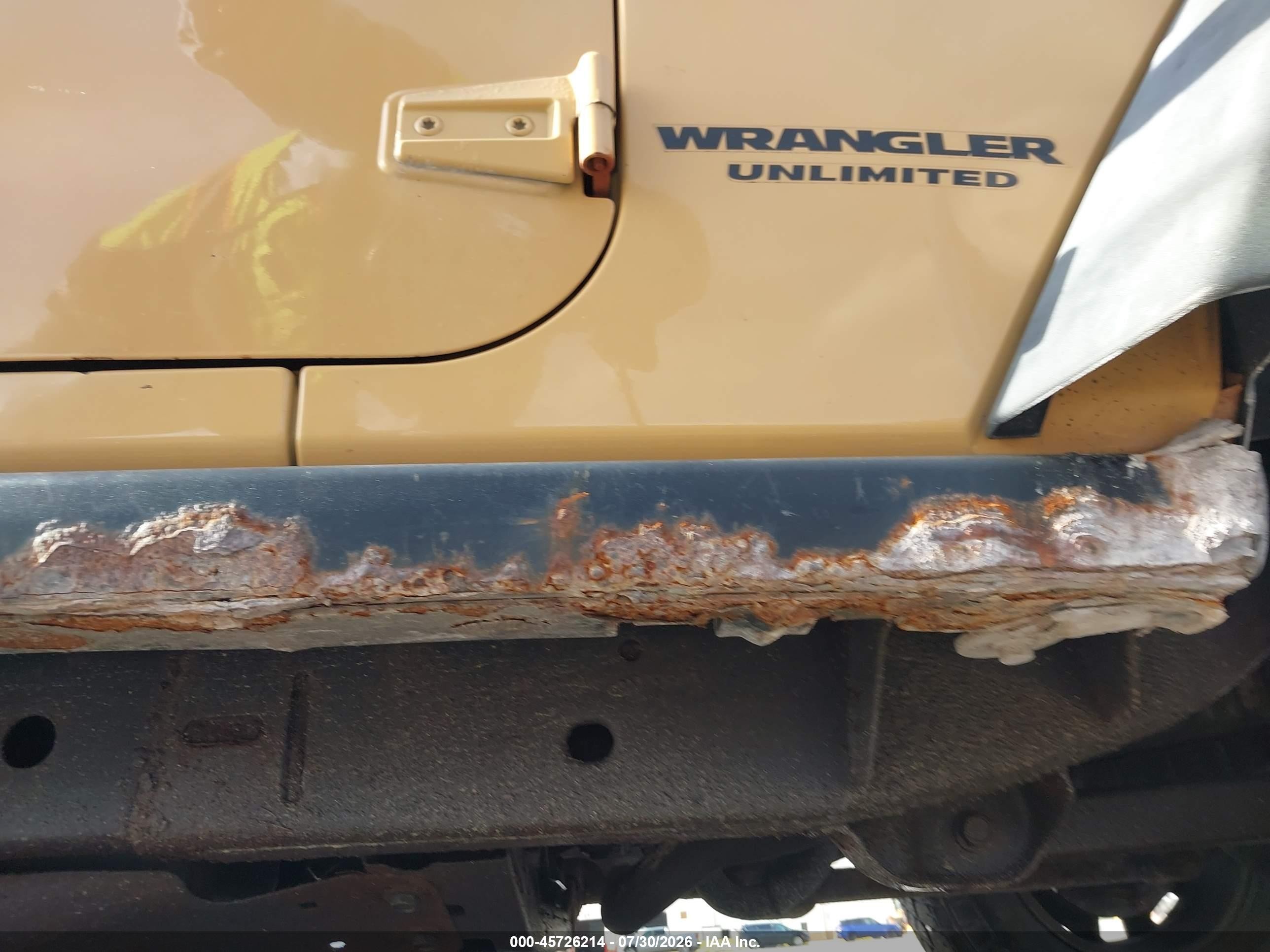 2014 Jeep Wrangler Unlimited Rubicon Cream vin: 1C4HJWFGXEL112155