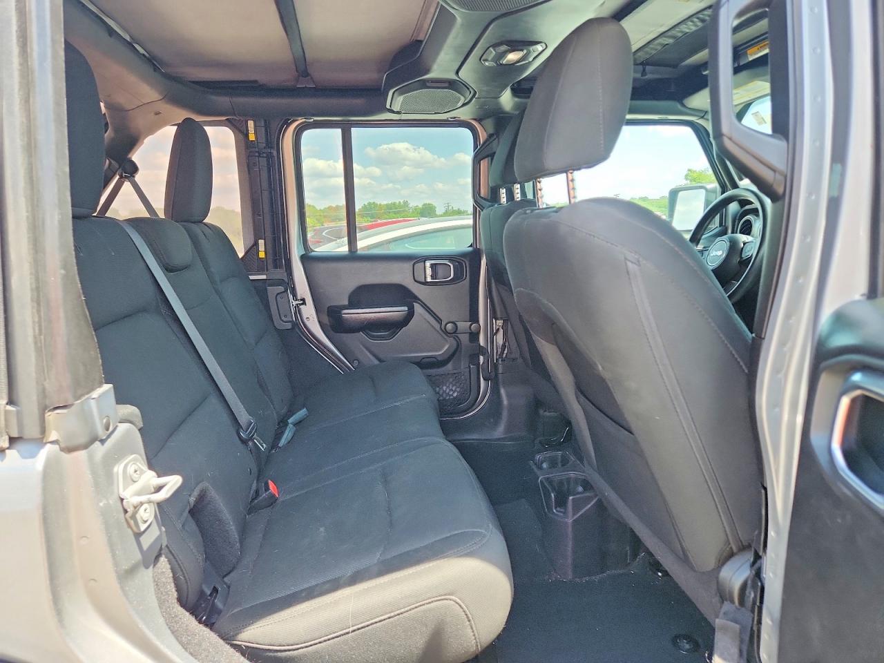 2018 Jeep Wrangler Unlimited Sport Gray vin: 1C4HJXDG1JW274869