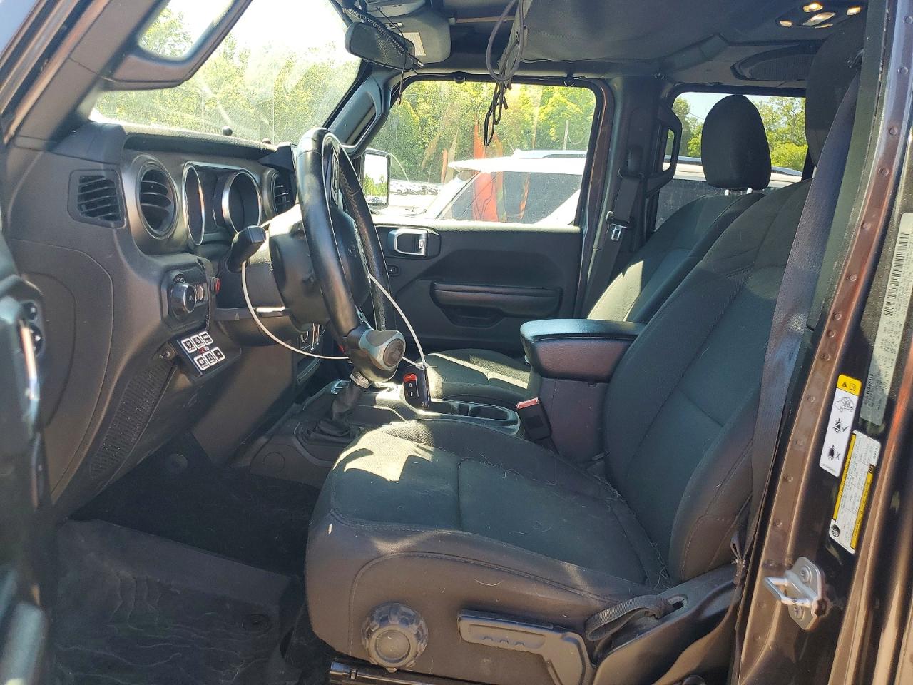 2019 Jeep Wrangler Unlimited Sport Серый vin: 1C4HJXDG1KW691460