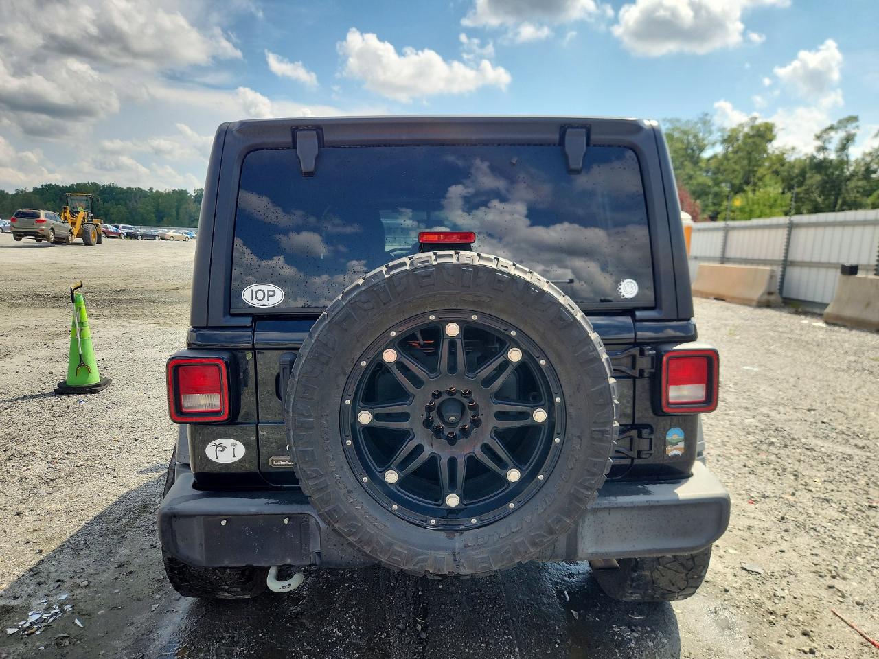 2020 Jeep Wrangler Unlimited Sport Черный vin: 1C4HJXDG1LW274633