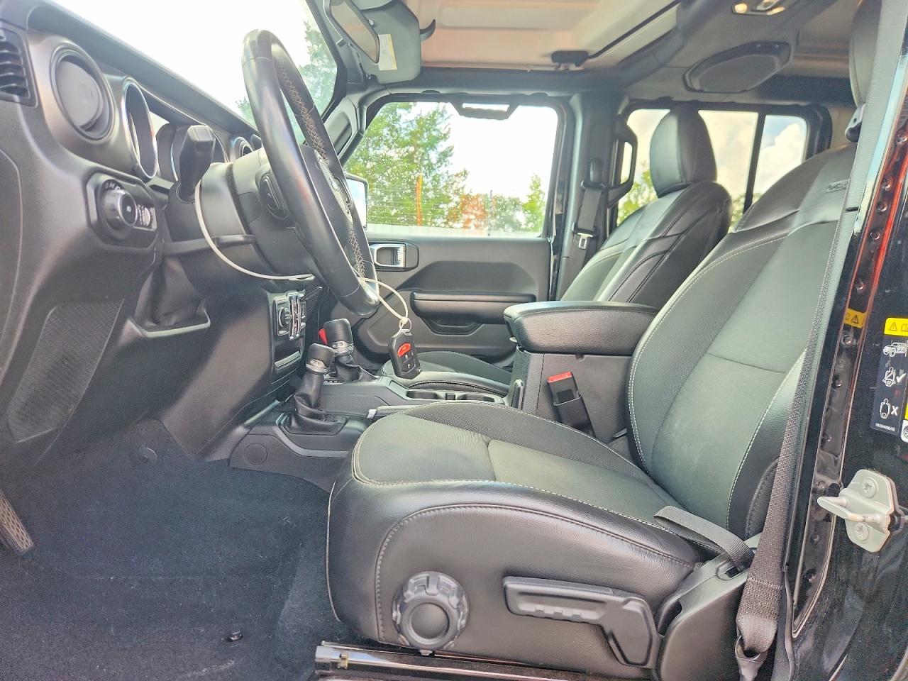 2020 Jeep Wrangler Unlimited Sport Черный vin: 1C4HJXDG1LW274633