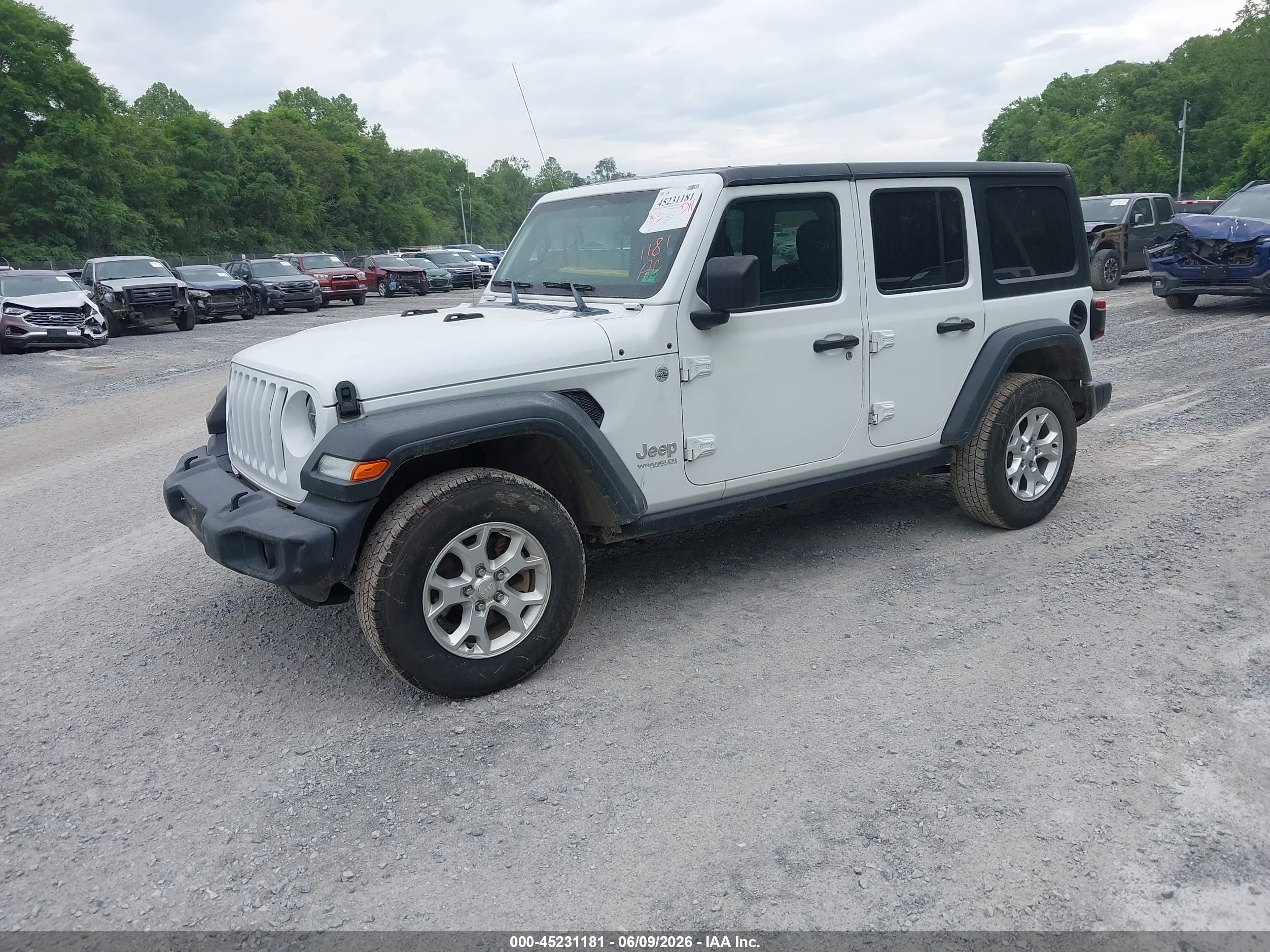2021 Jeep Wrangler Unlimited Islander 4x4 White vin: 1C4HJXDG1MW647333