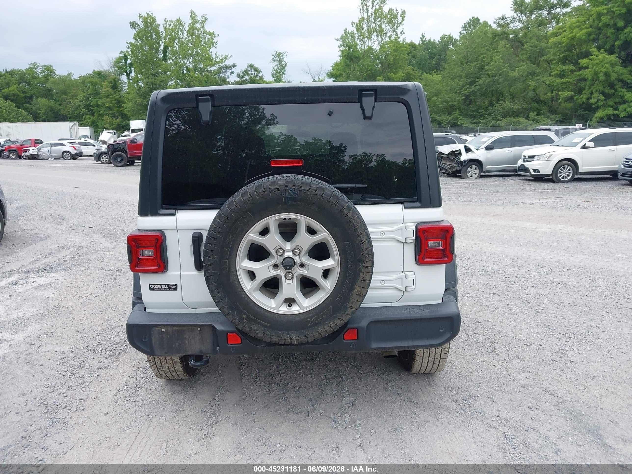 2021 Jeep Wrangler Unlimited Islander 4x4 White vin: 1C4HJXDG1MW647333