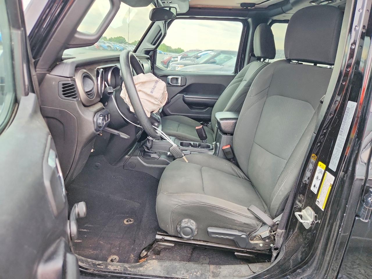 2018 Jeep Wrangler Unlimited Sport Black vin: 1C4HJXDG2JW172710