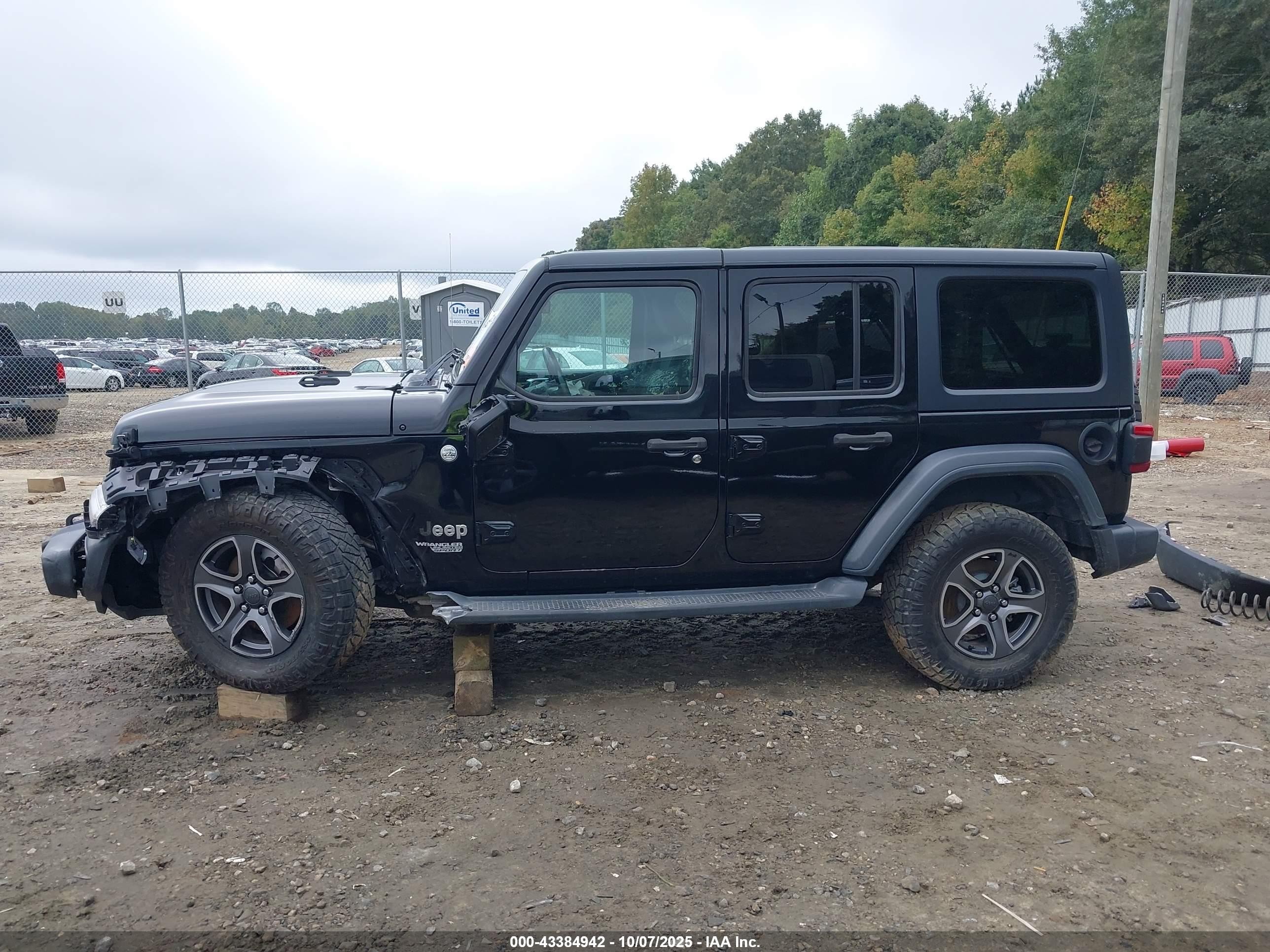 2018 Jeep Wrangler Unlimited Sport S 4x4 Черный vin: 1C4HJXDG3JW109874