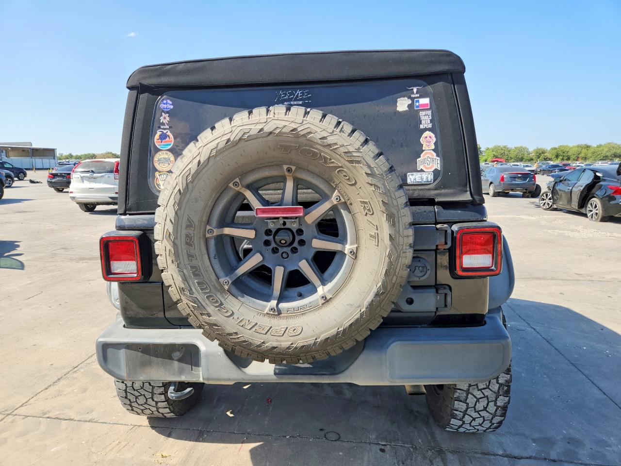 2018 Jeep Wrangler Unlimited Sport Black vin: 1C4HJXDG3JW155351