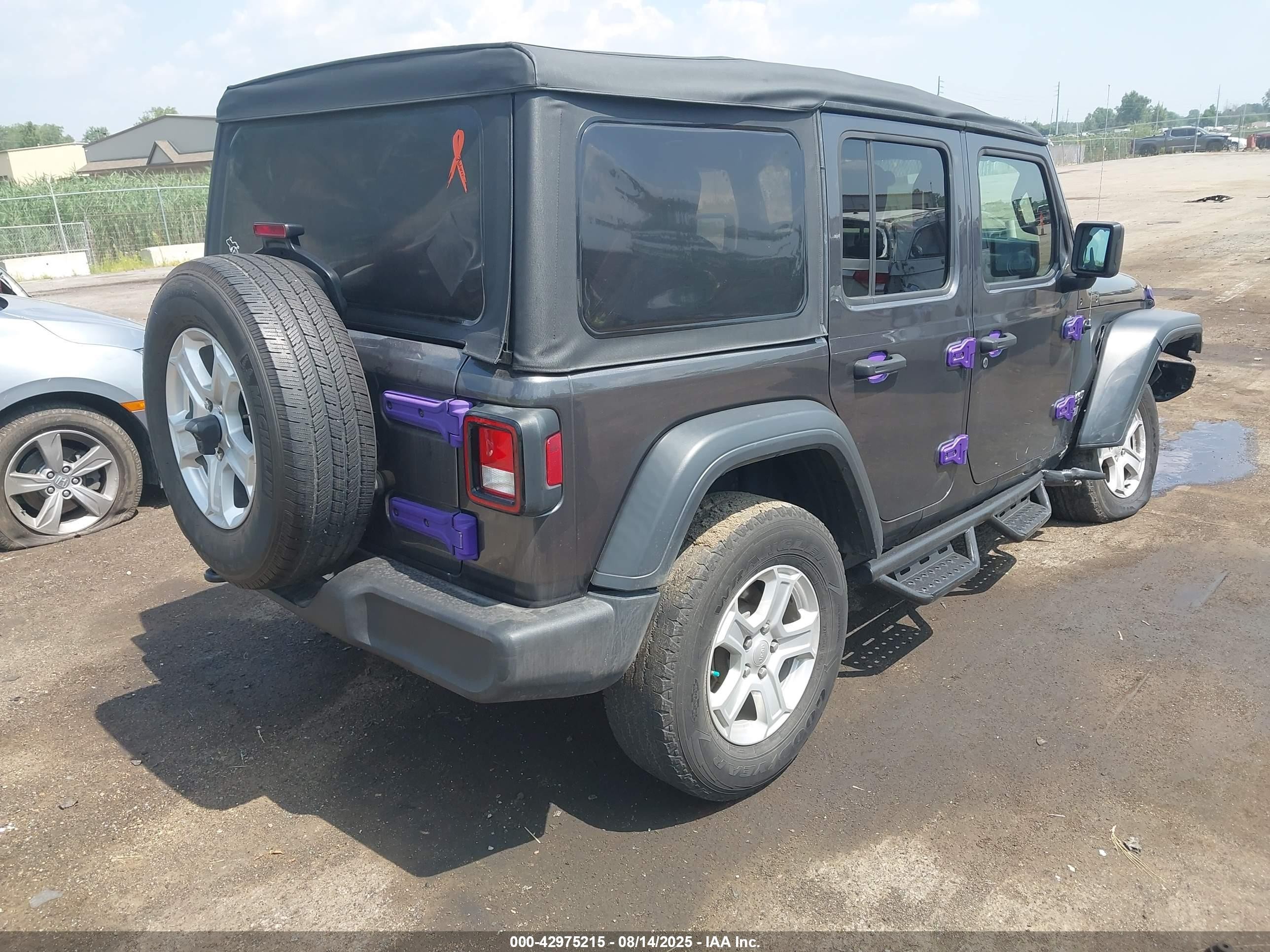2018 Jeep Wrangler Unlimited Sport S 4x4 Серый vin: 1C4HJXDG3JW227102