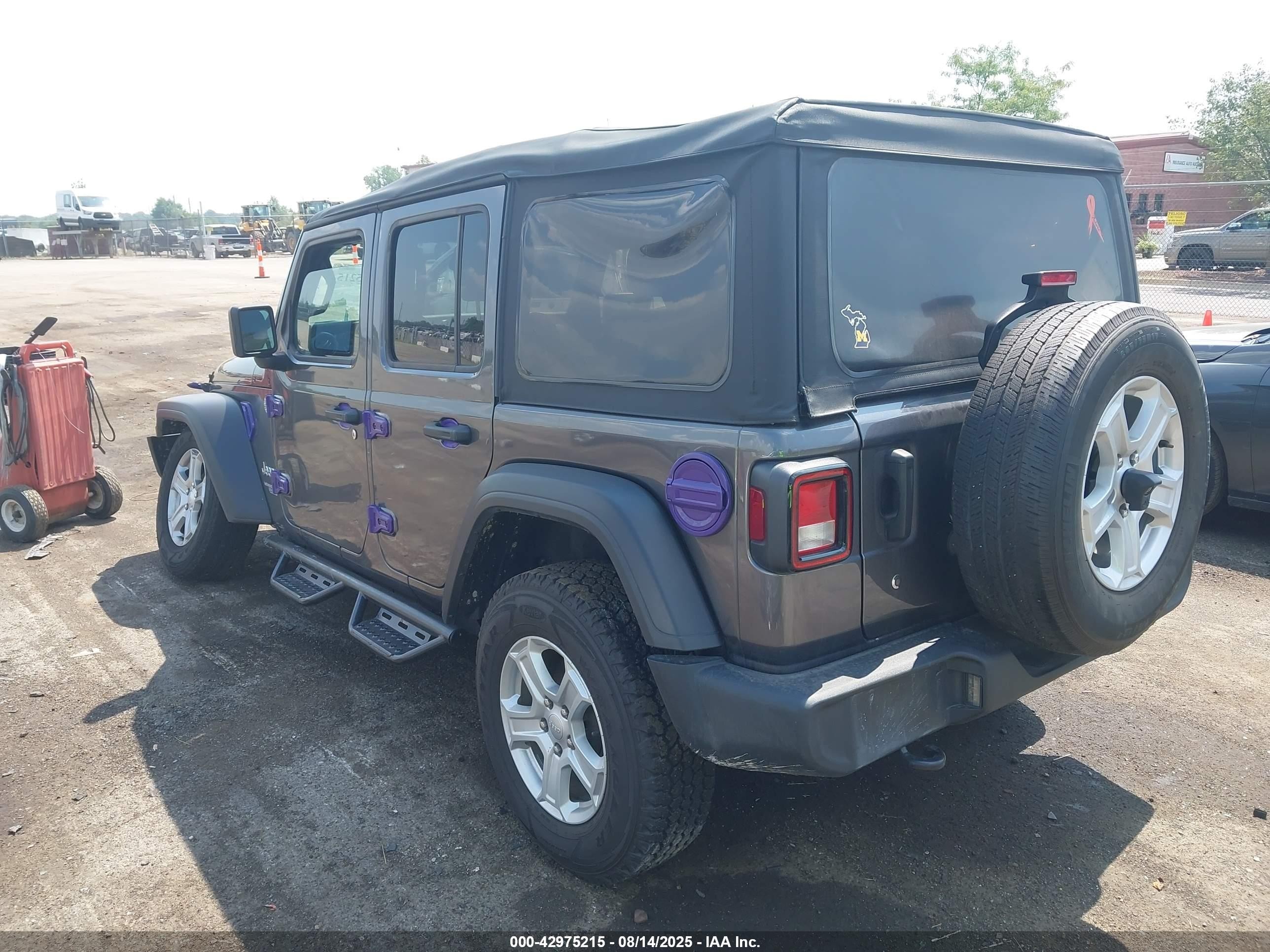 2018 Jeep Wrangler Unlimited Sport S 4x4 Серый vin: 1C4HJXDG3JW227102