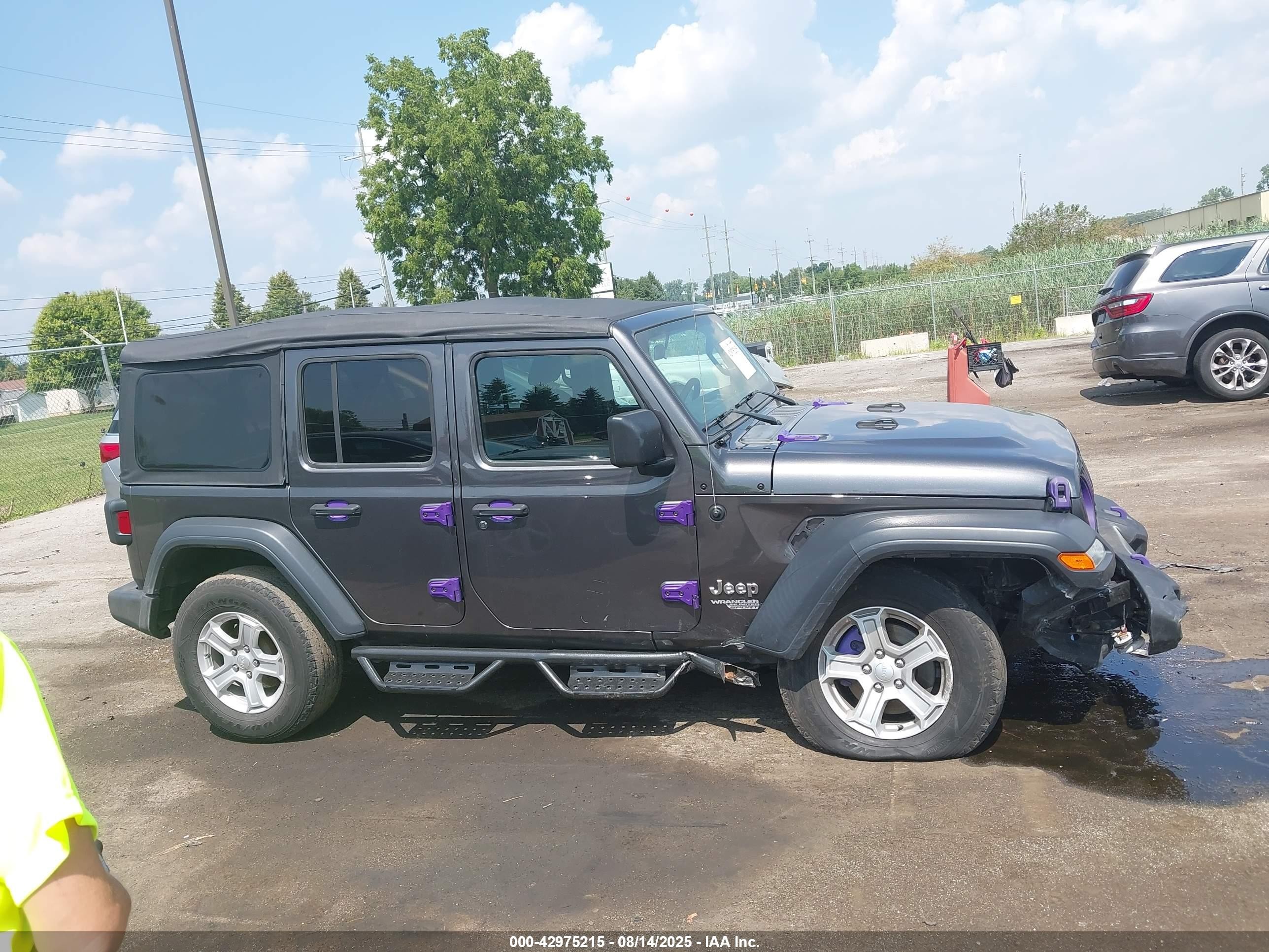 2018 Jeep Wrangler Unlimited Sport S 4x4 Серый vin: 1C4HJXDG3JW227102