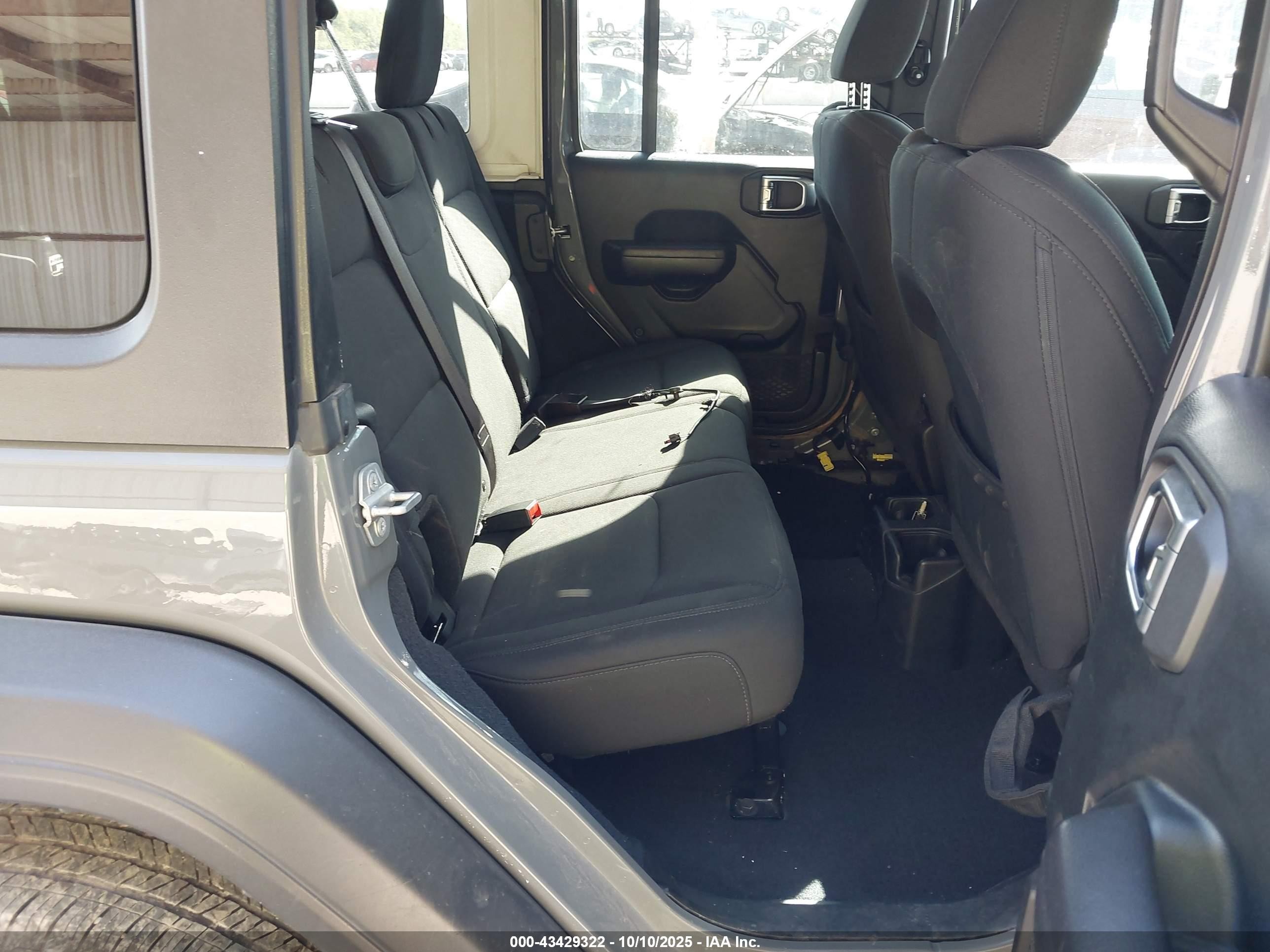 2018 Jeep Wrangler Unlimited Sport S 4x4 Blue vin: 1C4HJXDG3JW253182