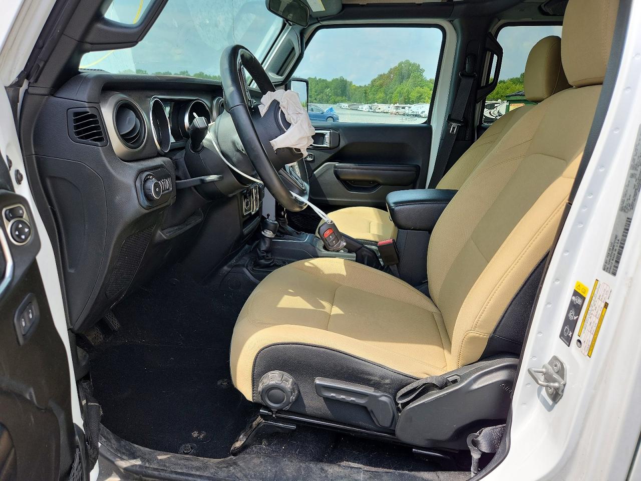 2021 Jeep Wrangler Unlimited Sport White vin: 1C4HJXDG3MW721397