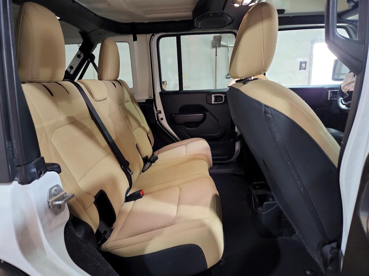 2021 Jeep Wrangler Unlimited Sport White vin: 1C4HJXDG3MW721397