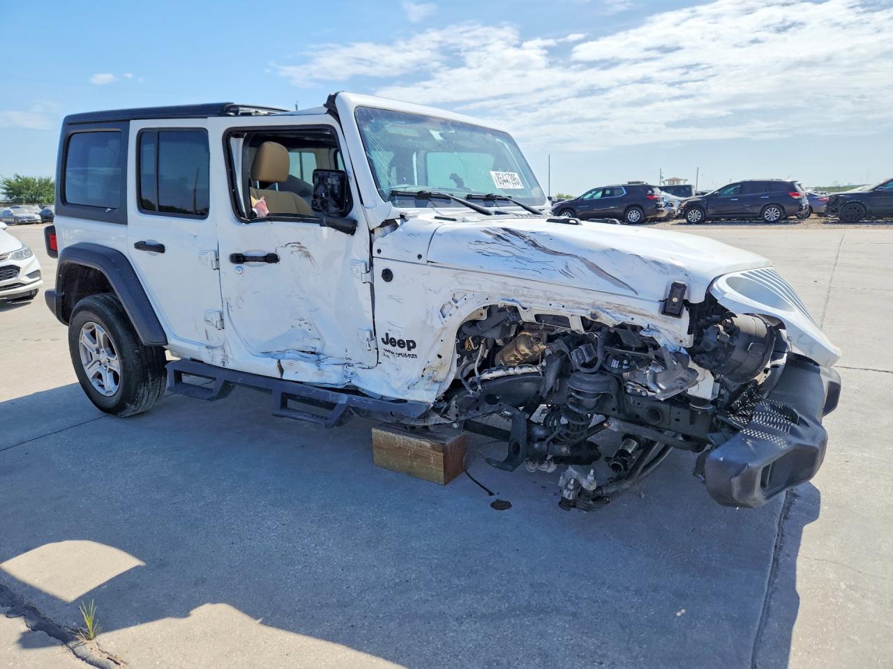 2022 Jeep Wrangler Unlimited Sport White vin: 1C4HJXDG3NW165206