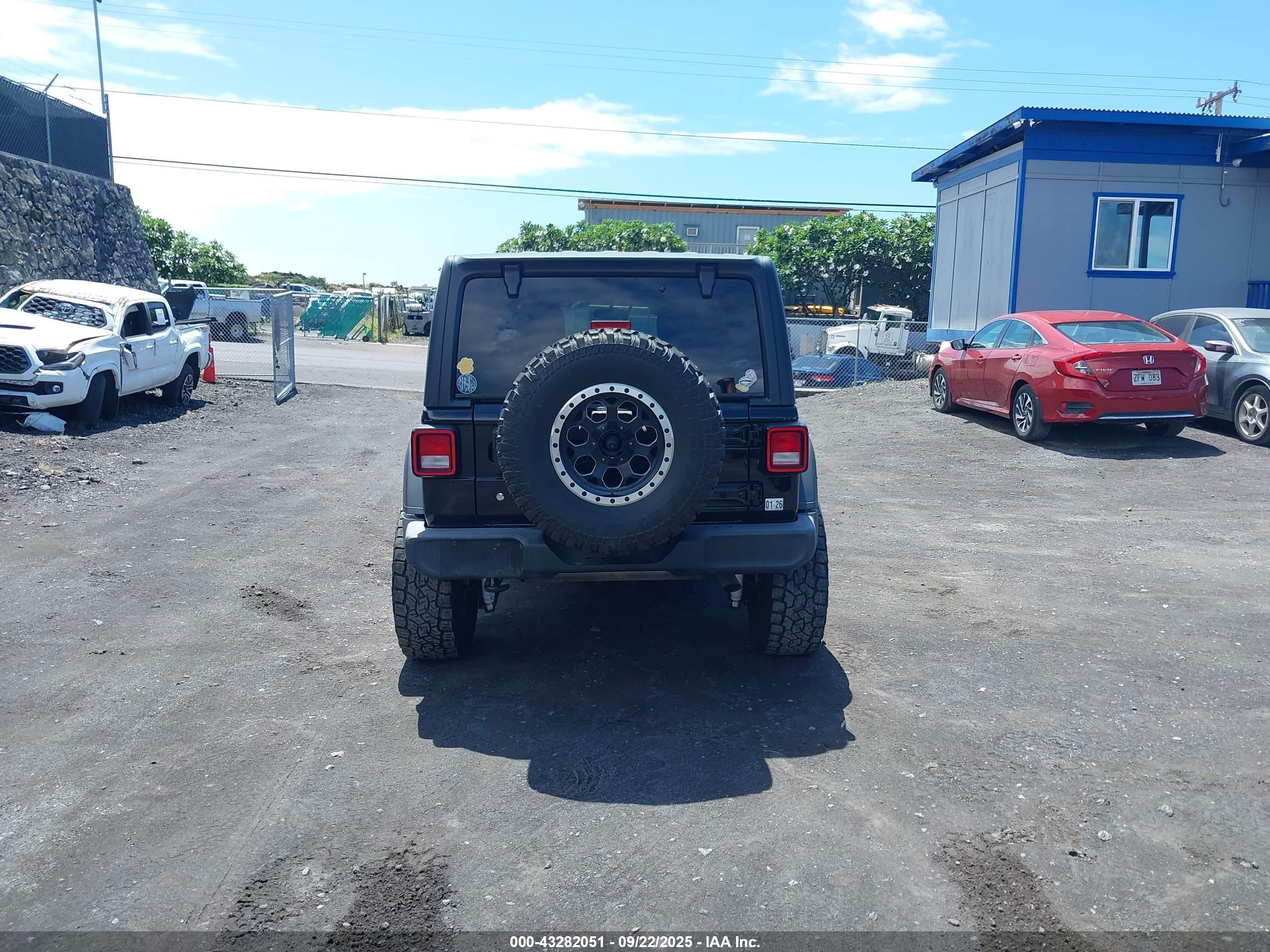 2018 Jeep Wrangler Unlimited Sport S 4x4 Черный vin: 1C4HJXDG7JW126824