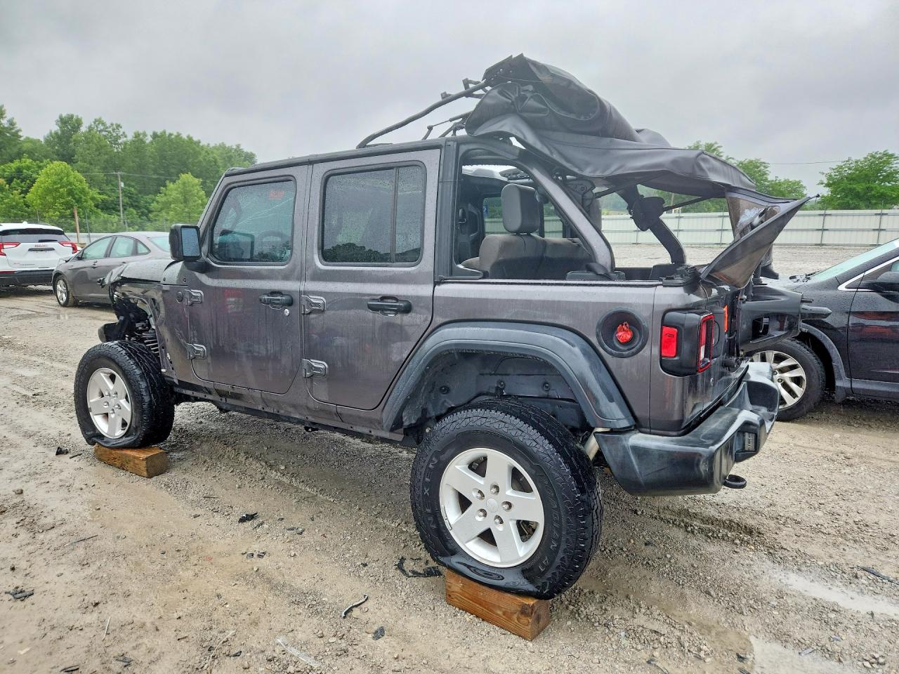 2018 Jeep Wrangler Unlimited Sport Gray vin: 1C4HJXDGXJW151555
