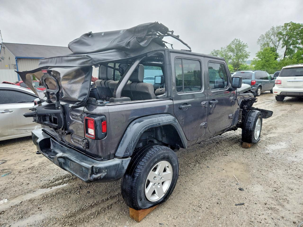 2018 Jeep Wrangler Unlimited Sport Gray vin: 1C4HJXDGXJW151555