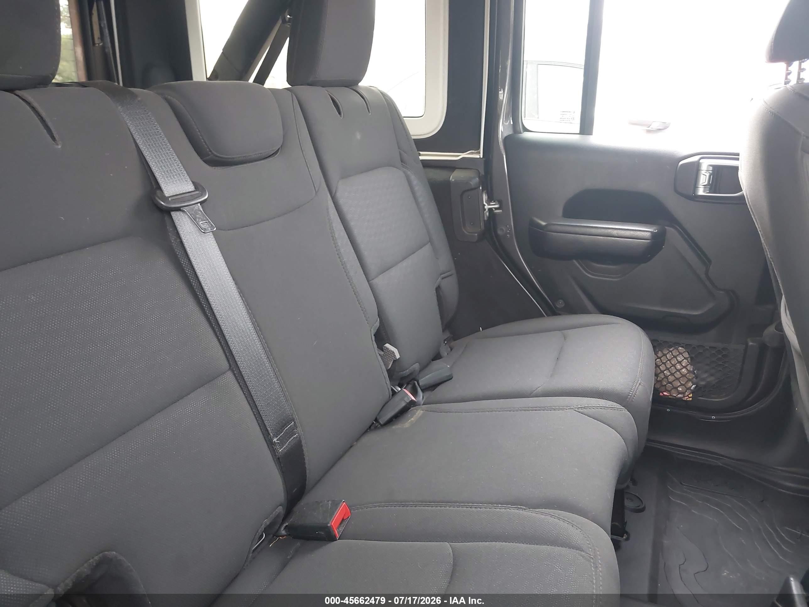 2019 Jeep Wrangler Unlimited Sport Altitude 4x4 Gray vin: 1C4HJXDN0KW685664