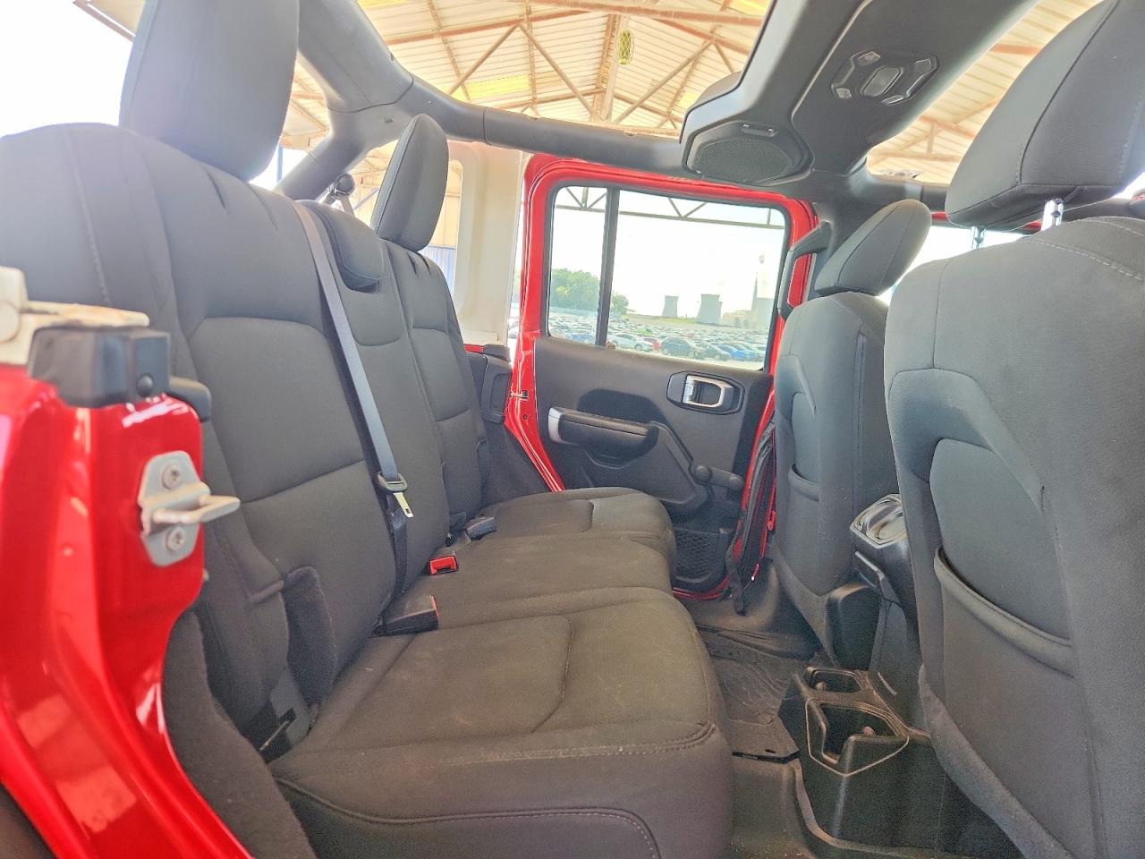2021 Jeep Wrangler Unlimited Sport Red vin: 1C4HJXDN3MW666531