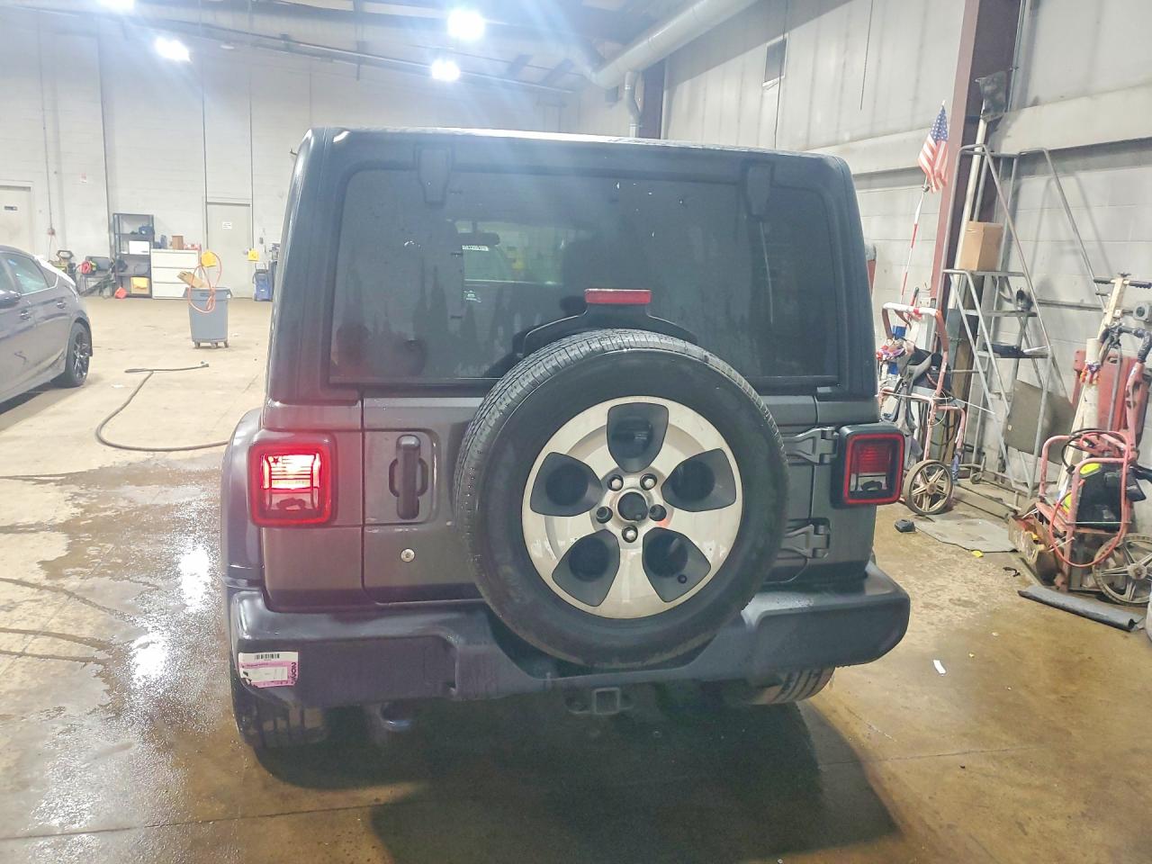 2018 Jeep Wrangler Unlimited Sport Серый vin: 1C4HJXDN6JW179903